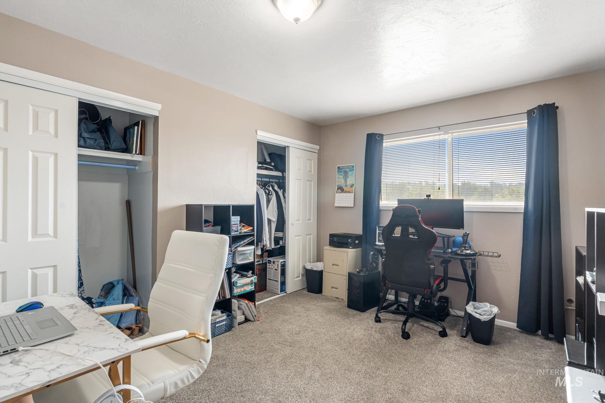 816 Park Lane Property Photo 16