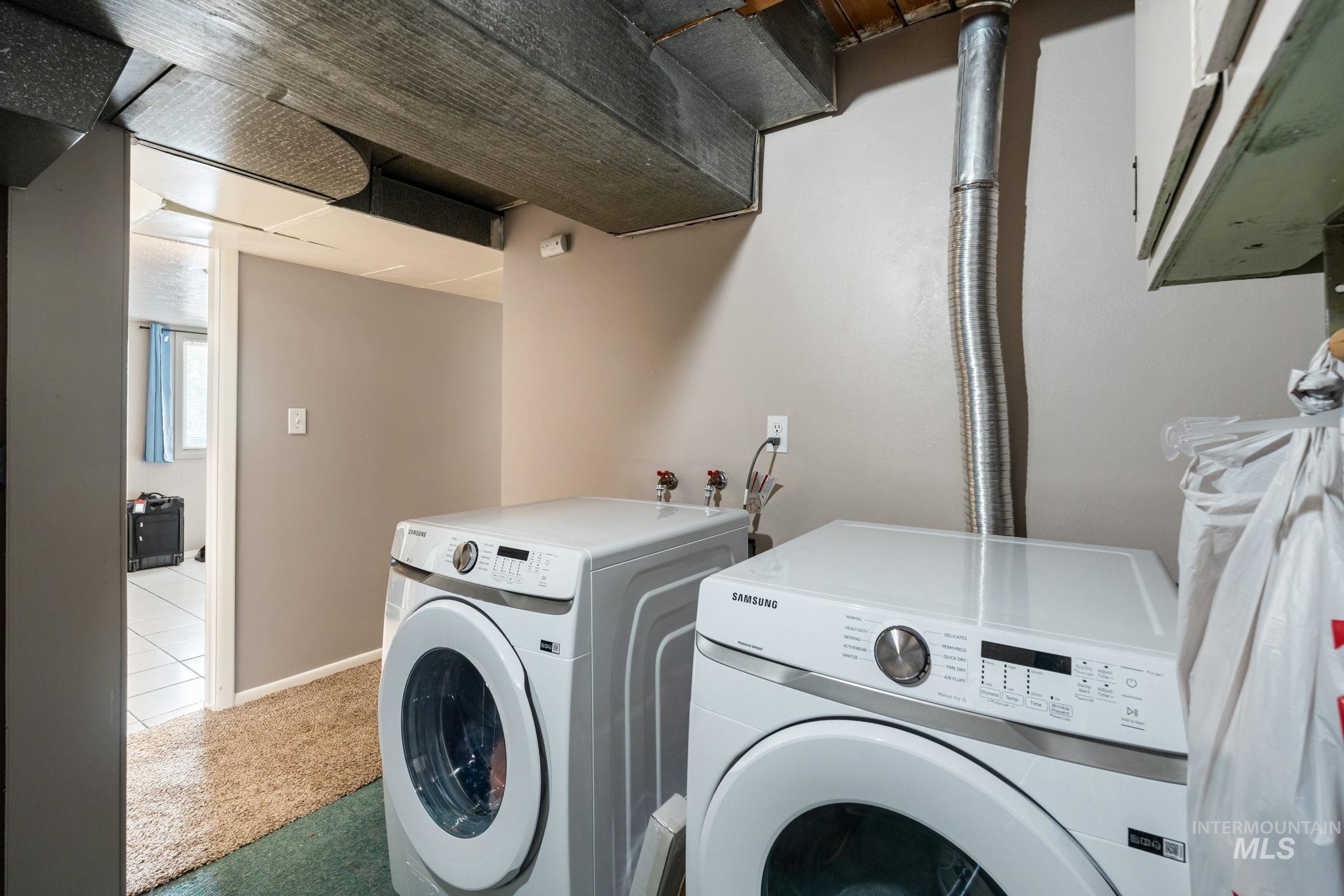 816 Park Lane Property Photo 28