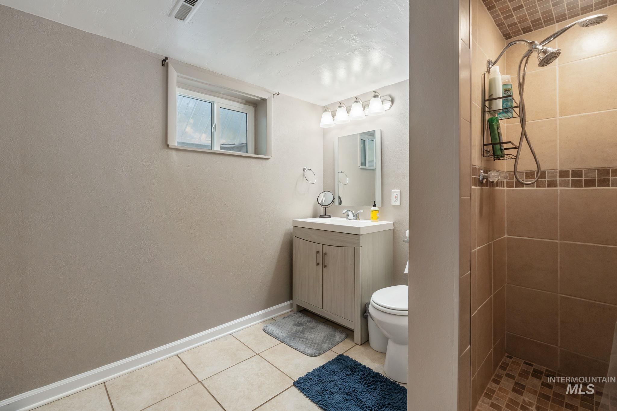 816 Park Lane Property Photo 31