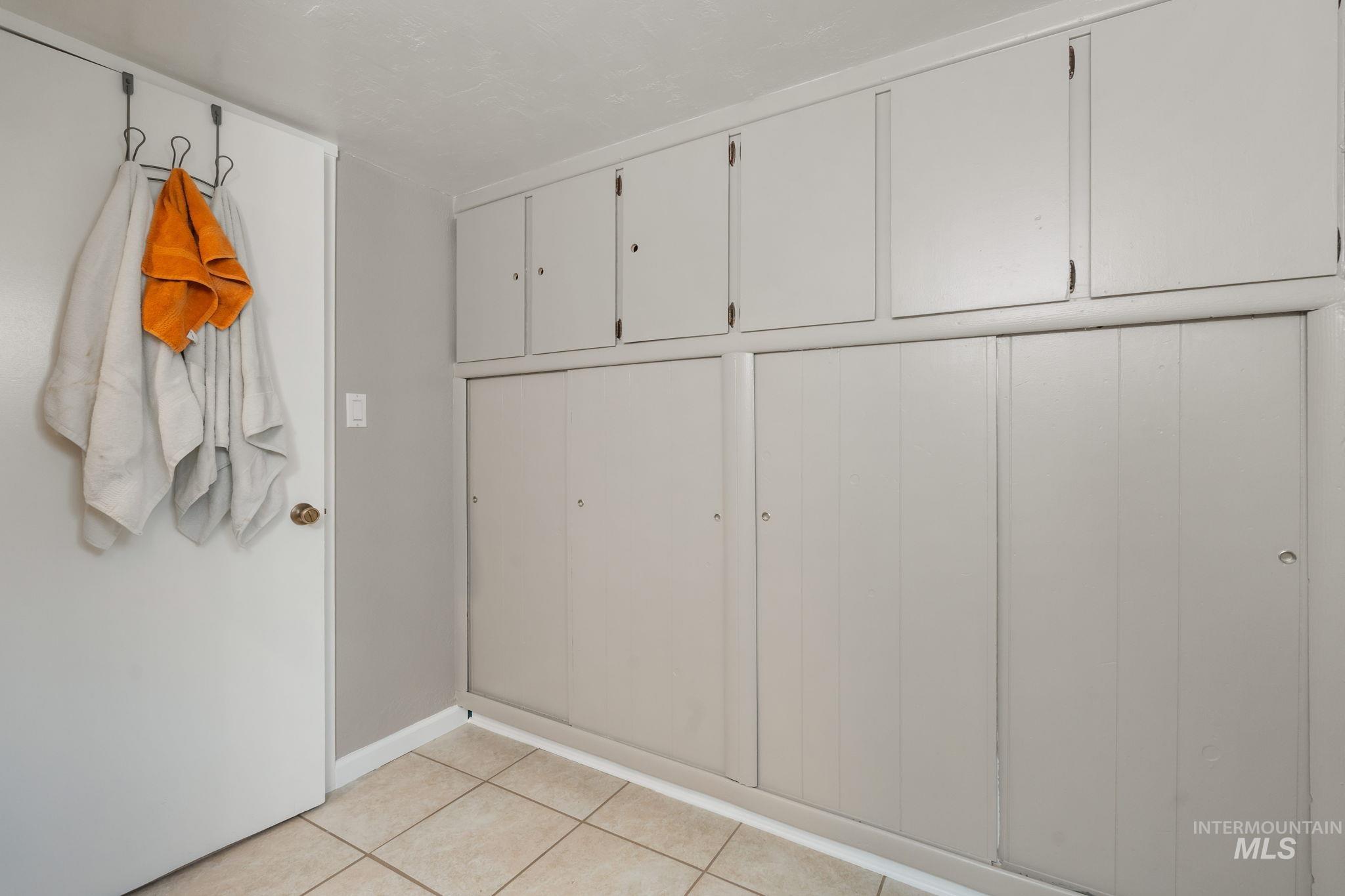 816 Park Lane Property Photo 32