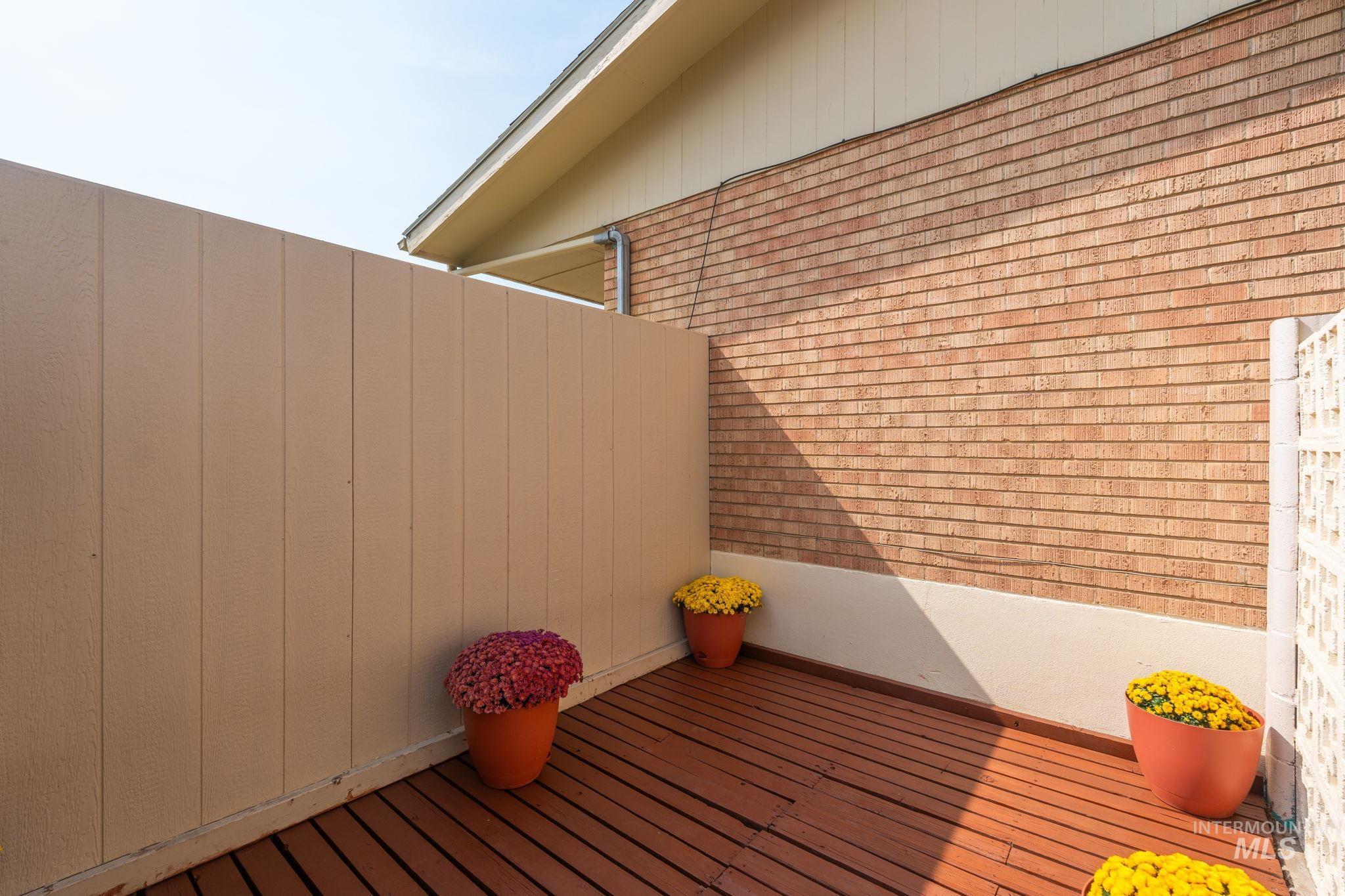 816 Park Lane Property Photo 37