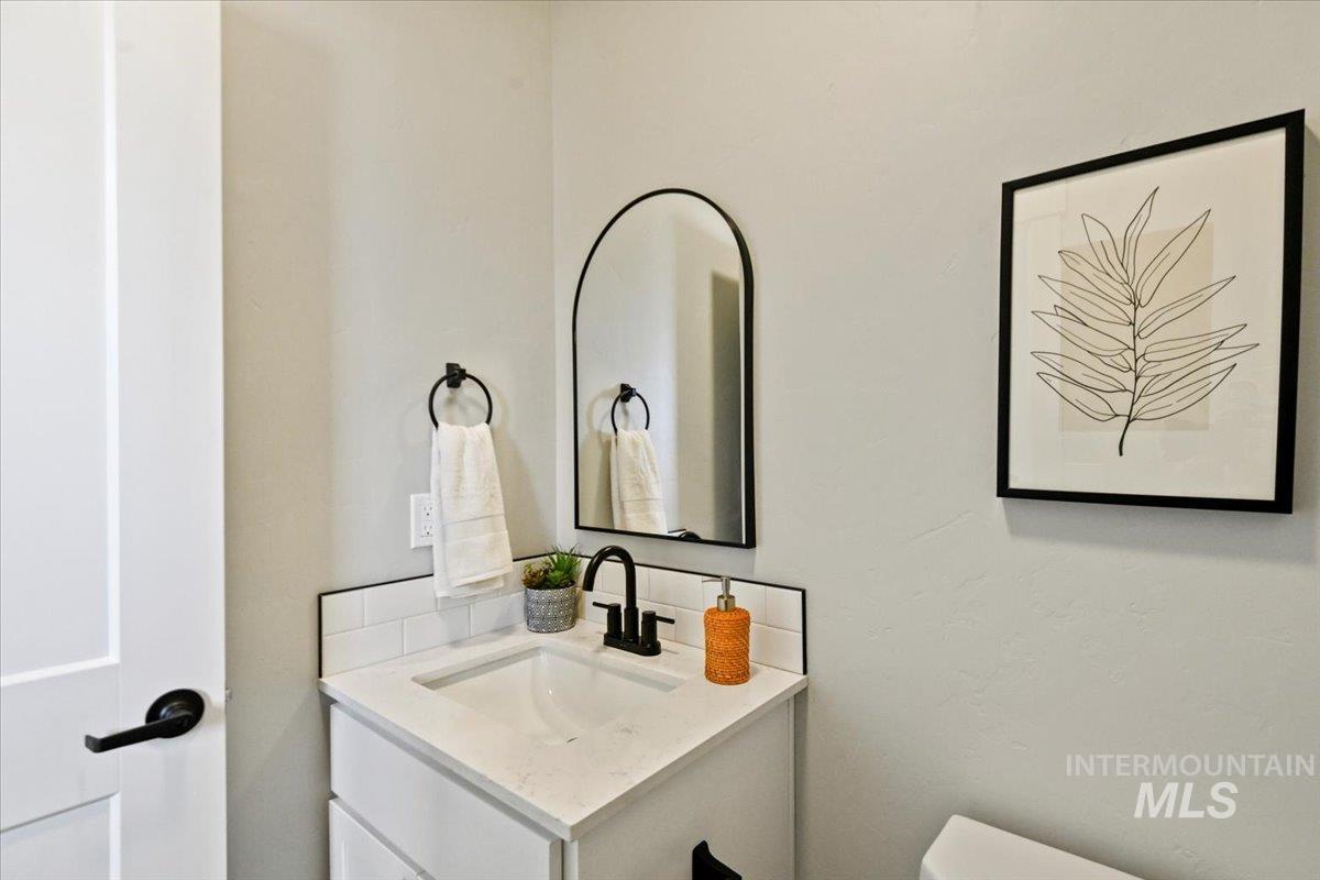 516 N Lucy Lane Property Photo 16