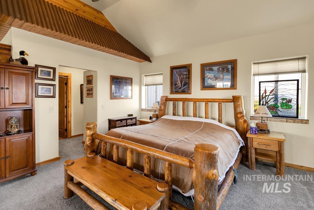 2530 E 4000 N Property Photo 18