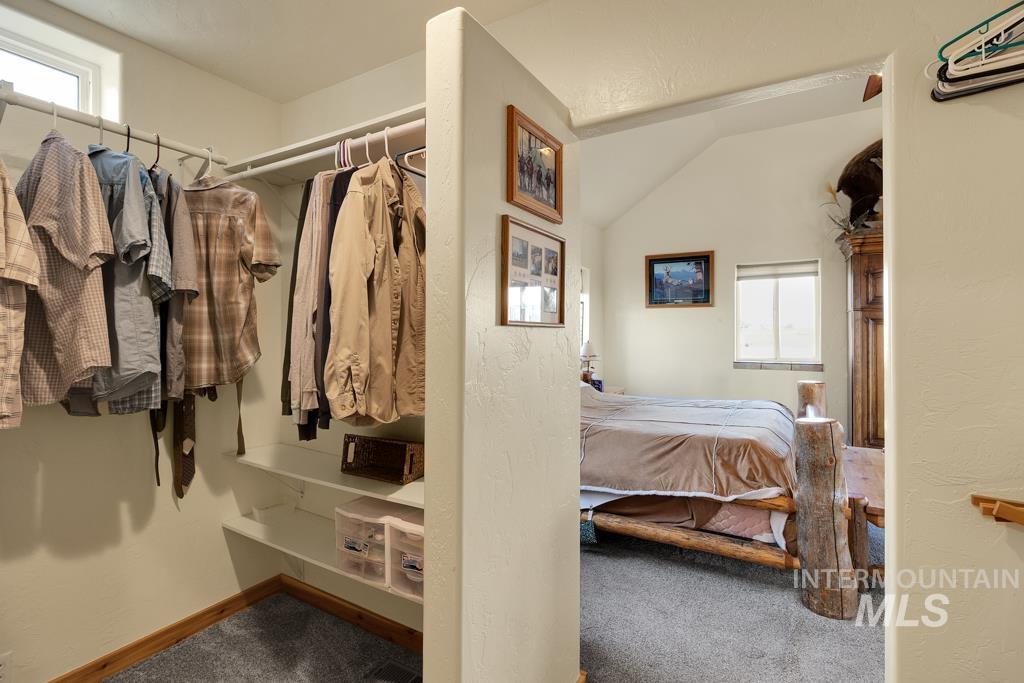 2530 E 4000 N Property Photo 21