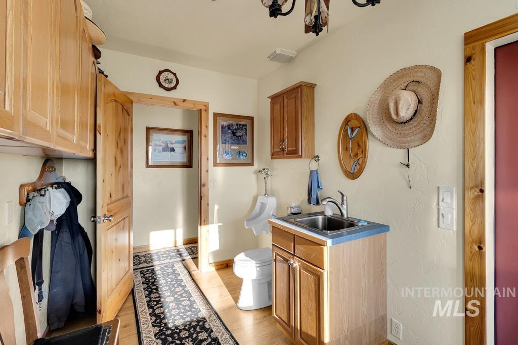 2530 E 4000 N Property Photo 22