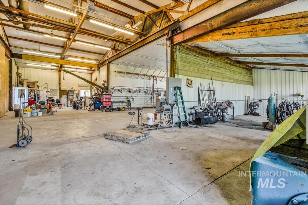 2530 E 4000 N Property Photo 35