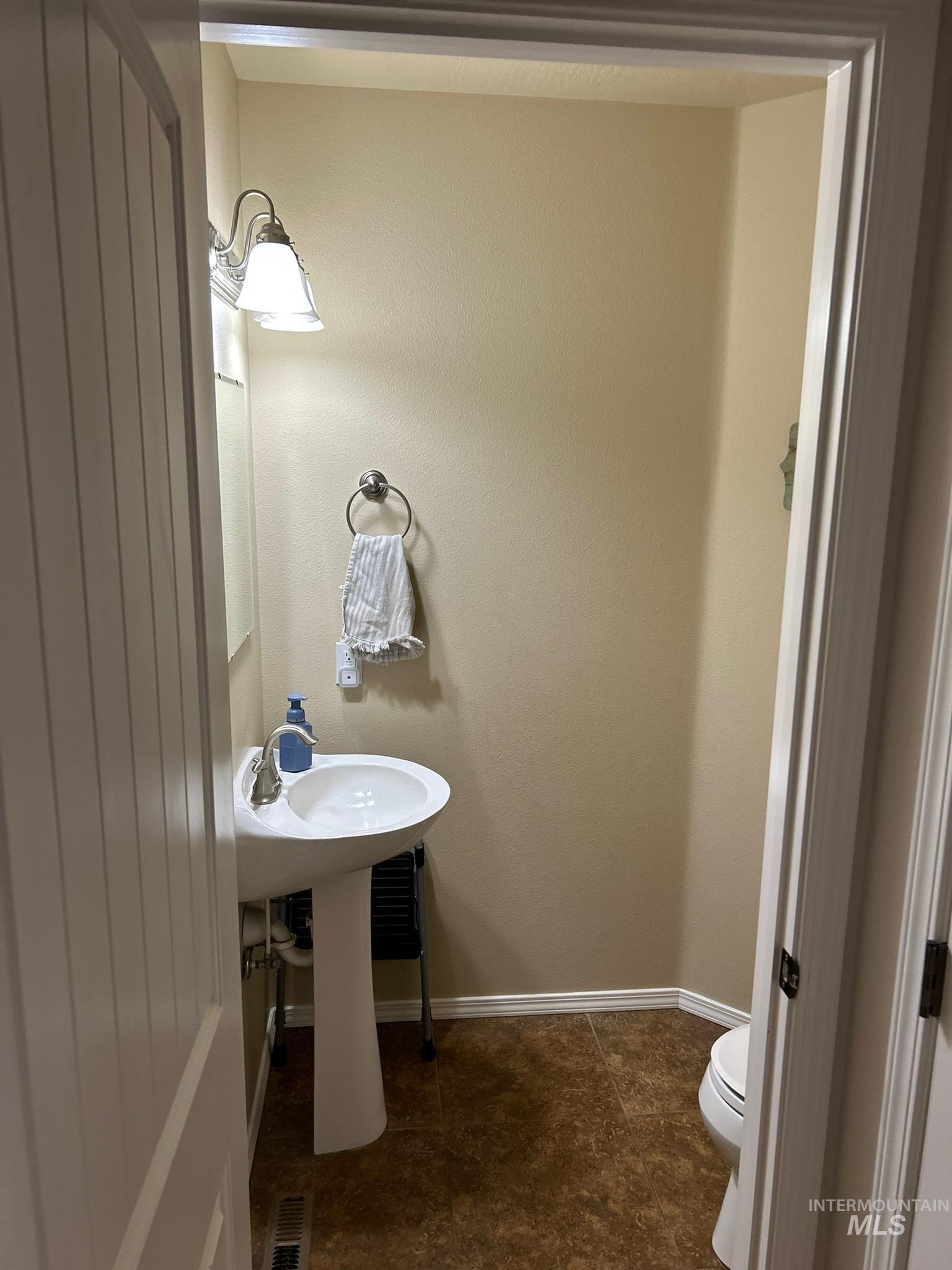 3091 Echo Rd Property Photo 11