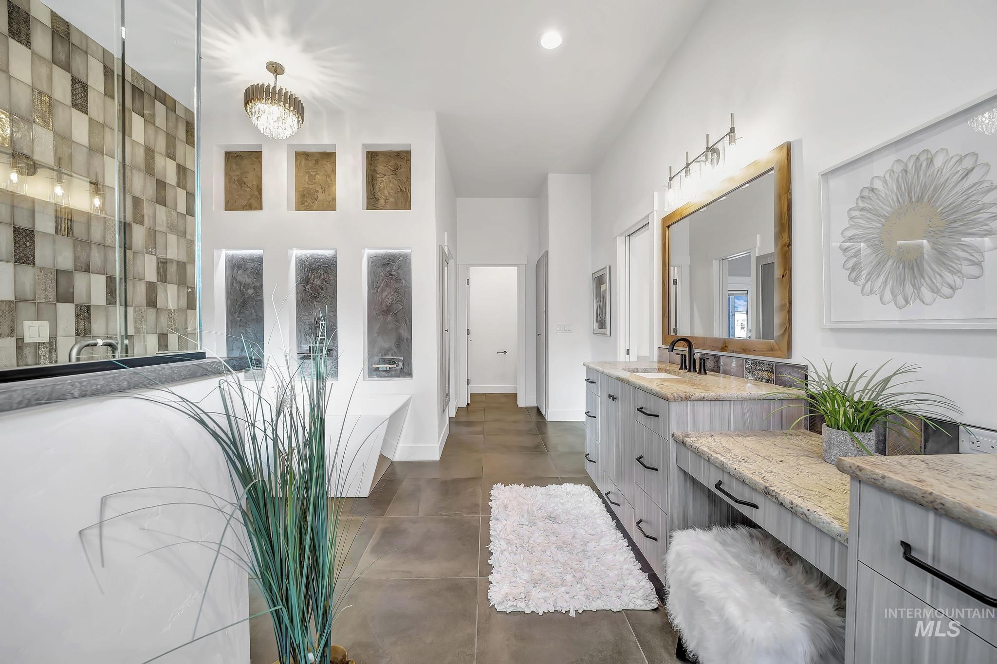 1580 Clear Creek Loop Property Photo 16