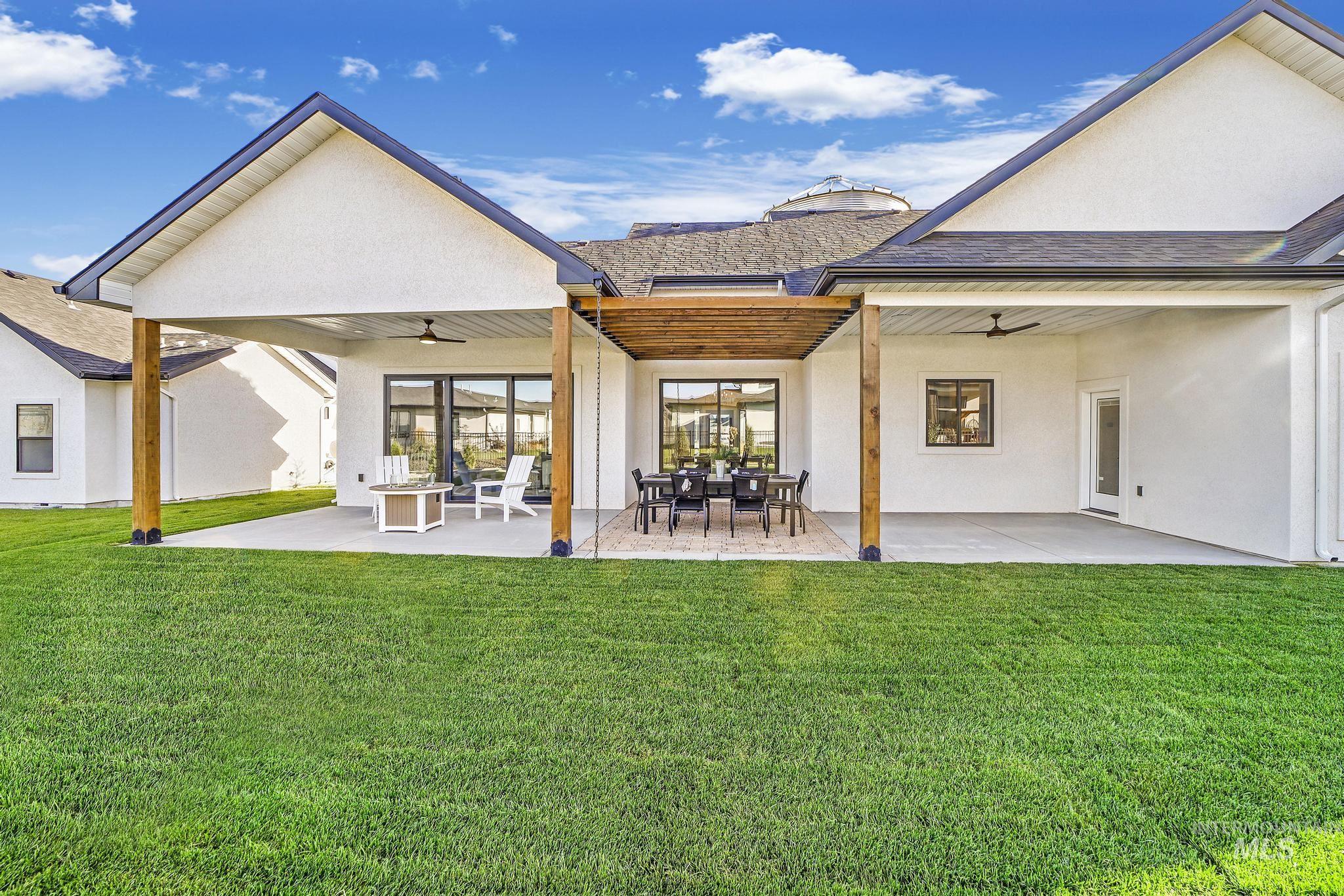 1580 Clear Creek Loop Property Photo 36