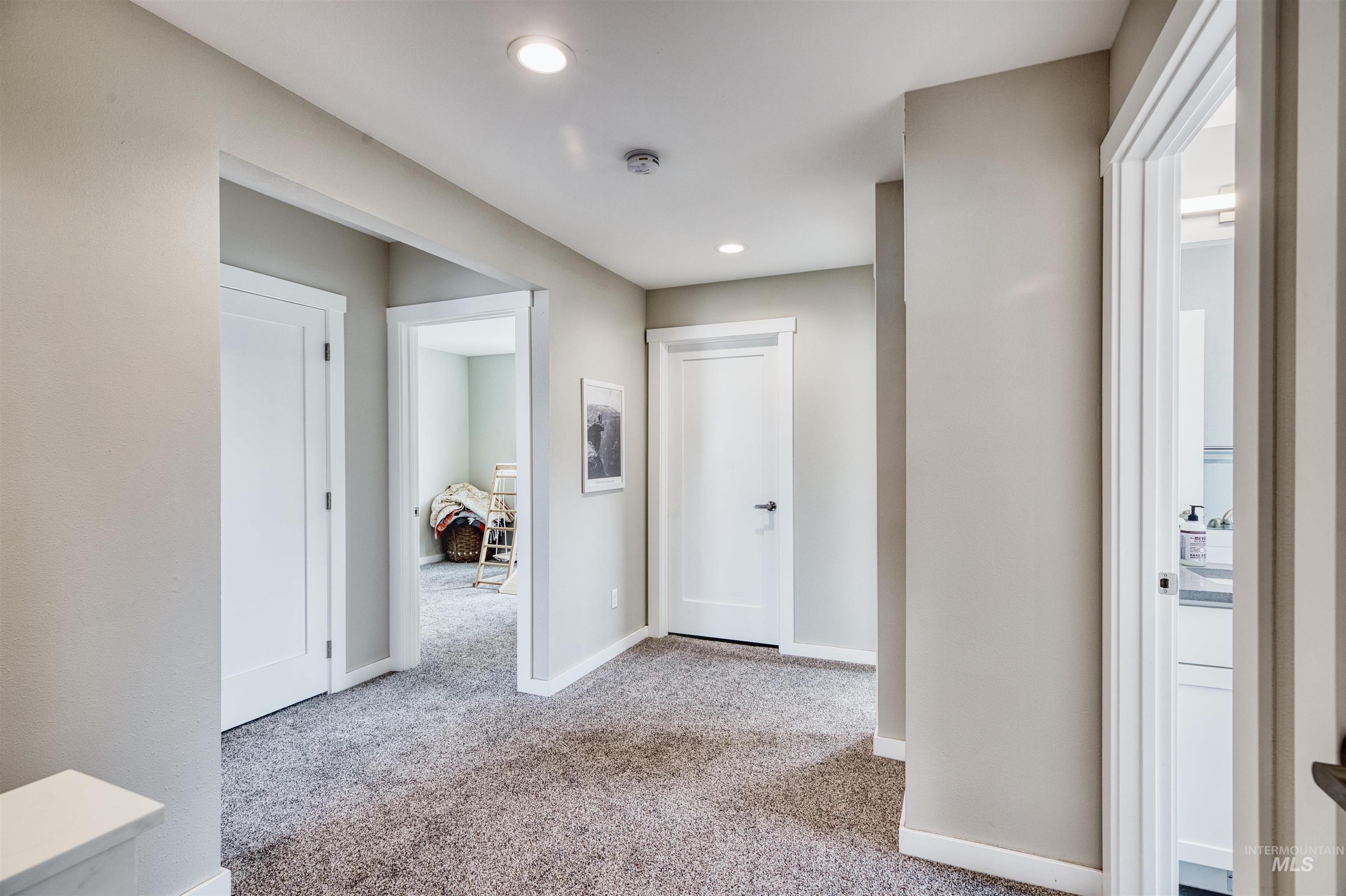 1645 E Third St Property Photo 16