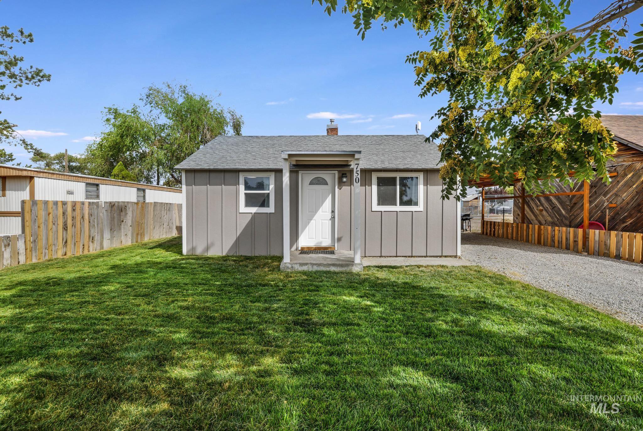 750 All St Property Photo 3