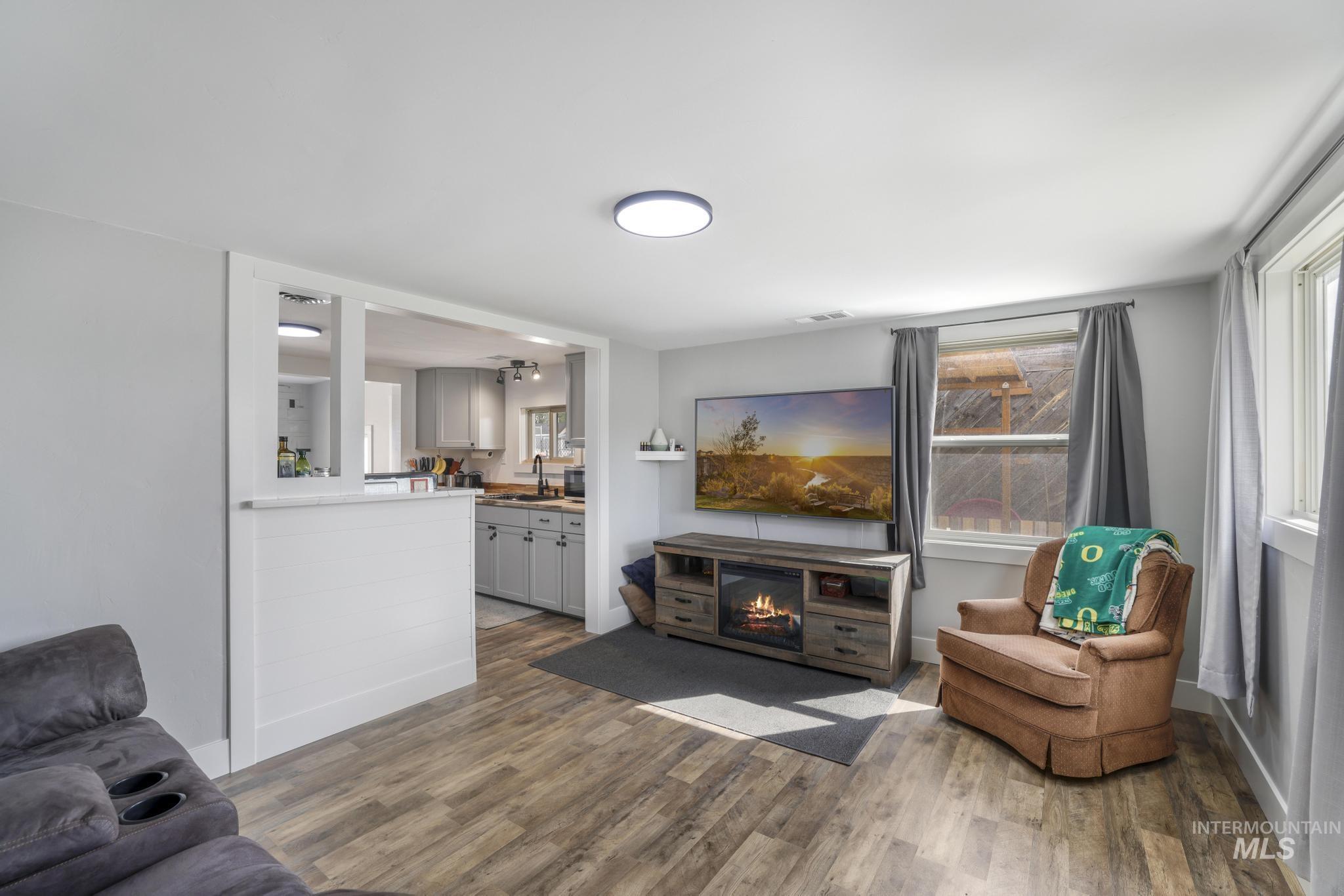 750 All St Property Photo 6