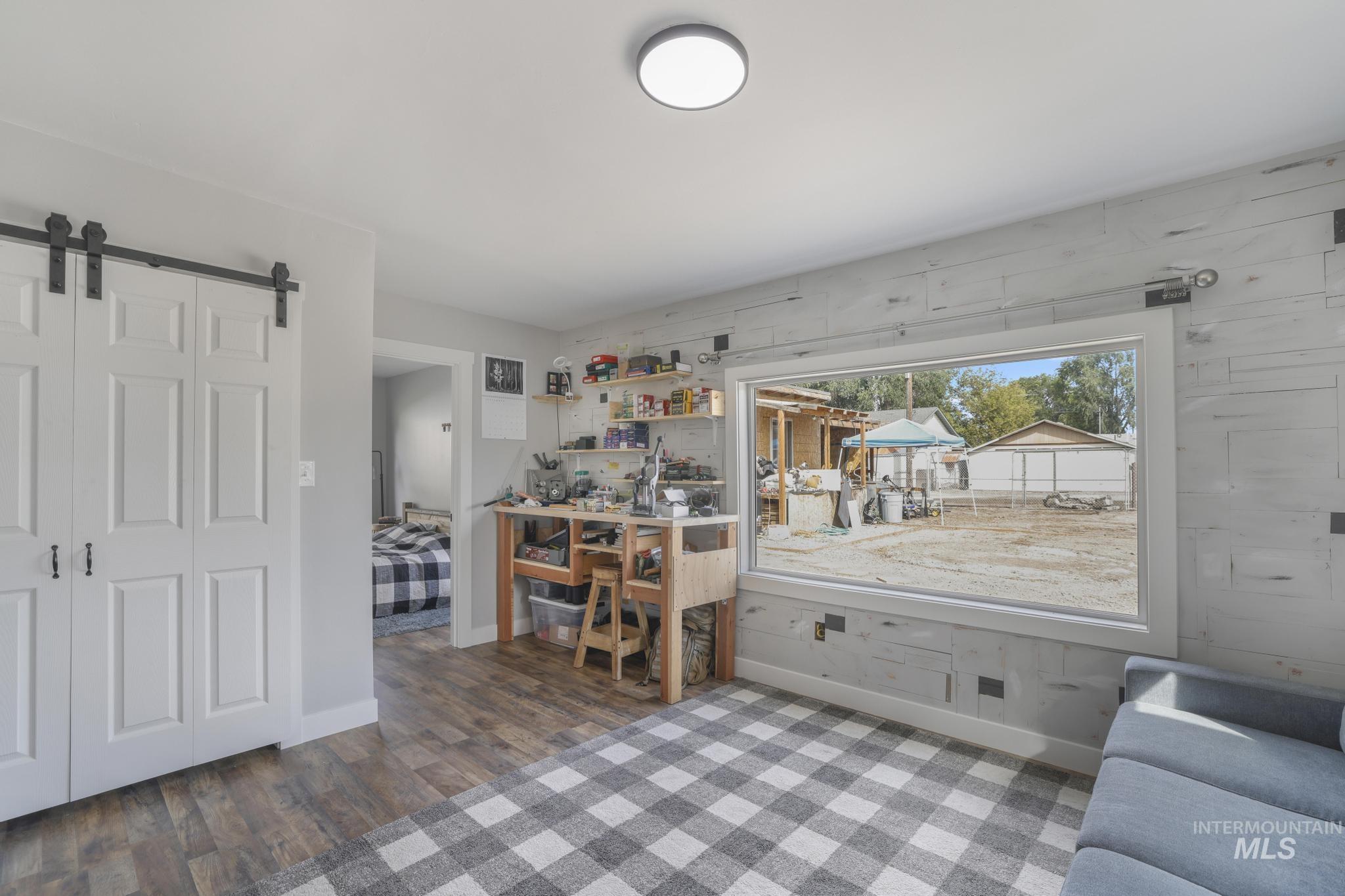 750 All St Property Photo 16