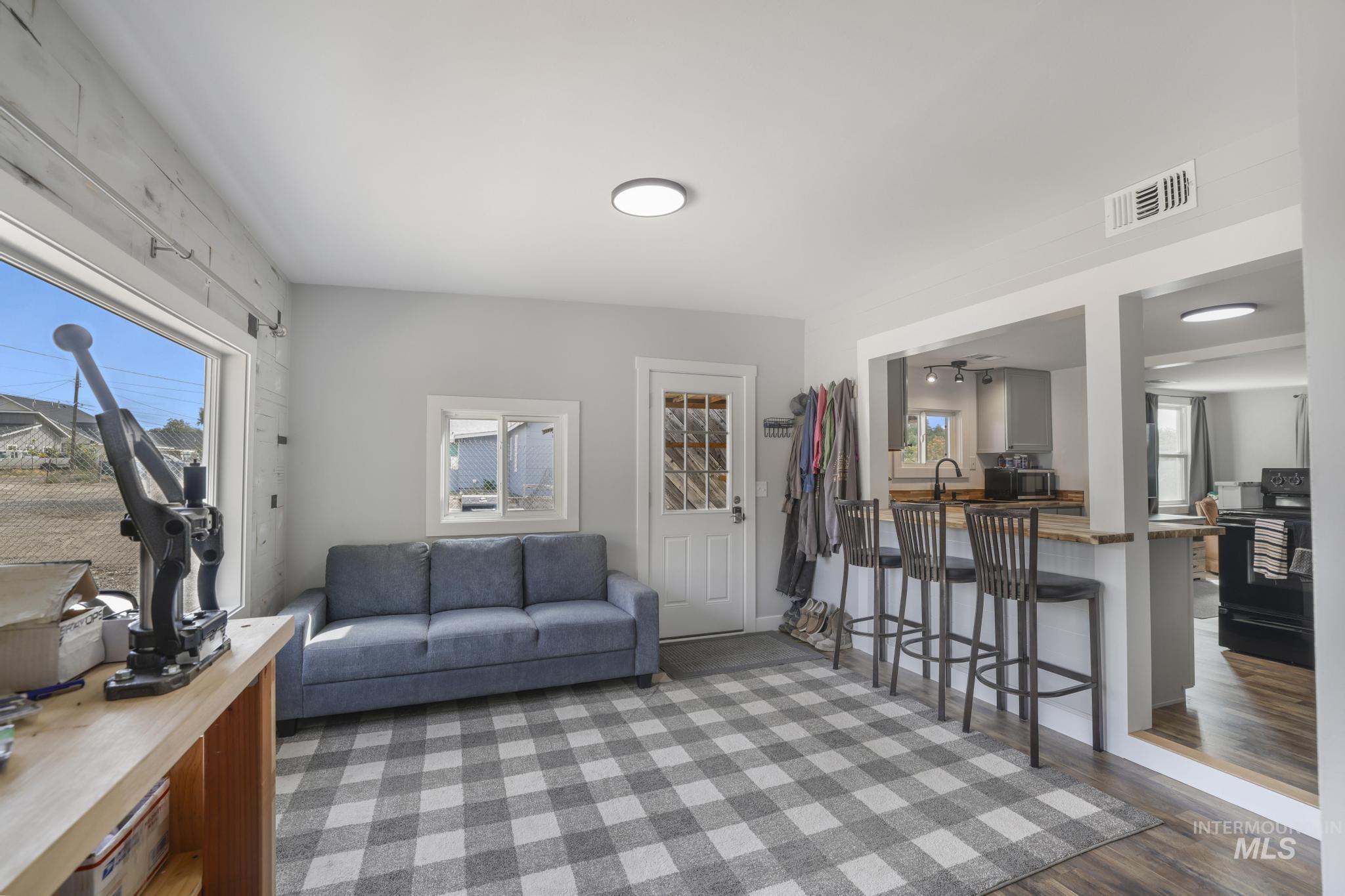 750 All St Property Photo 17