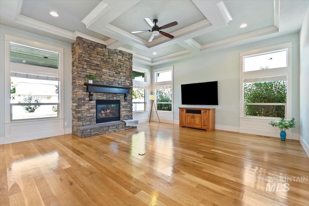 9852 W Golden Rain St Property Photo 6