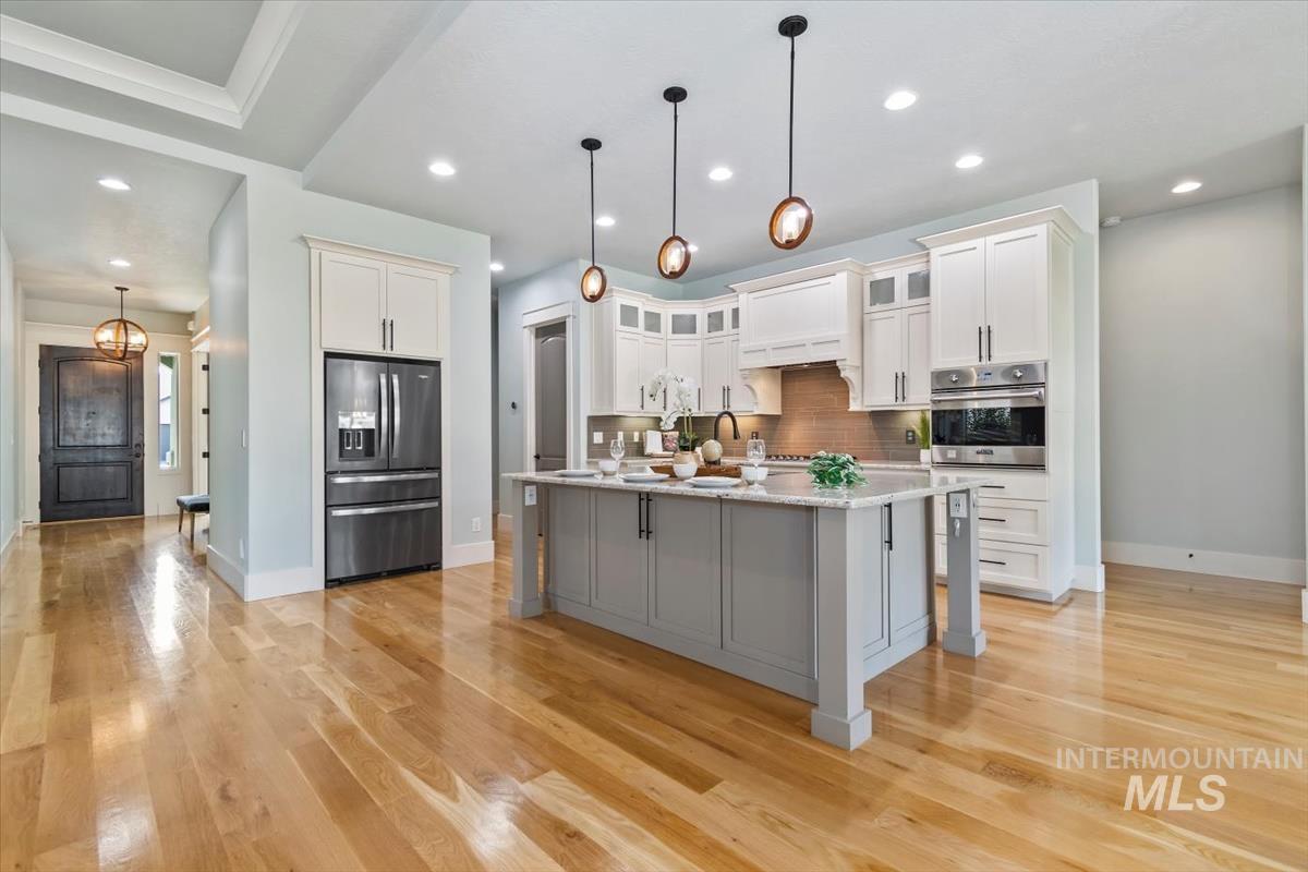 9852 W Golden Rain St Property Photo 9