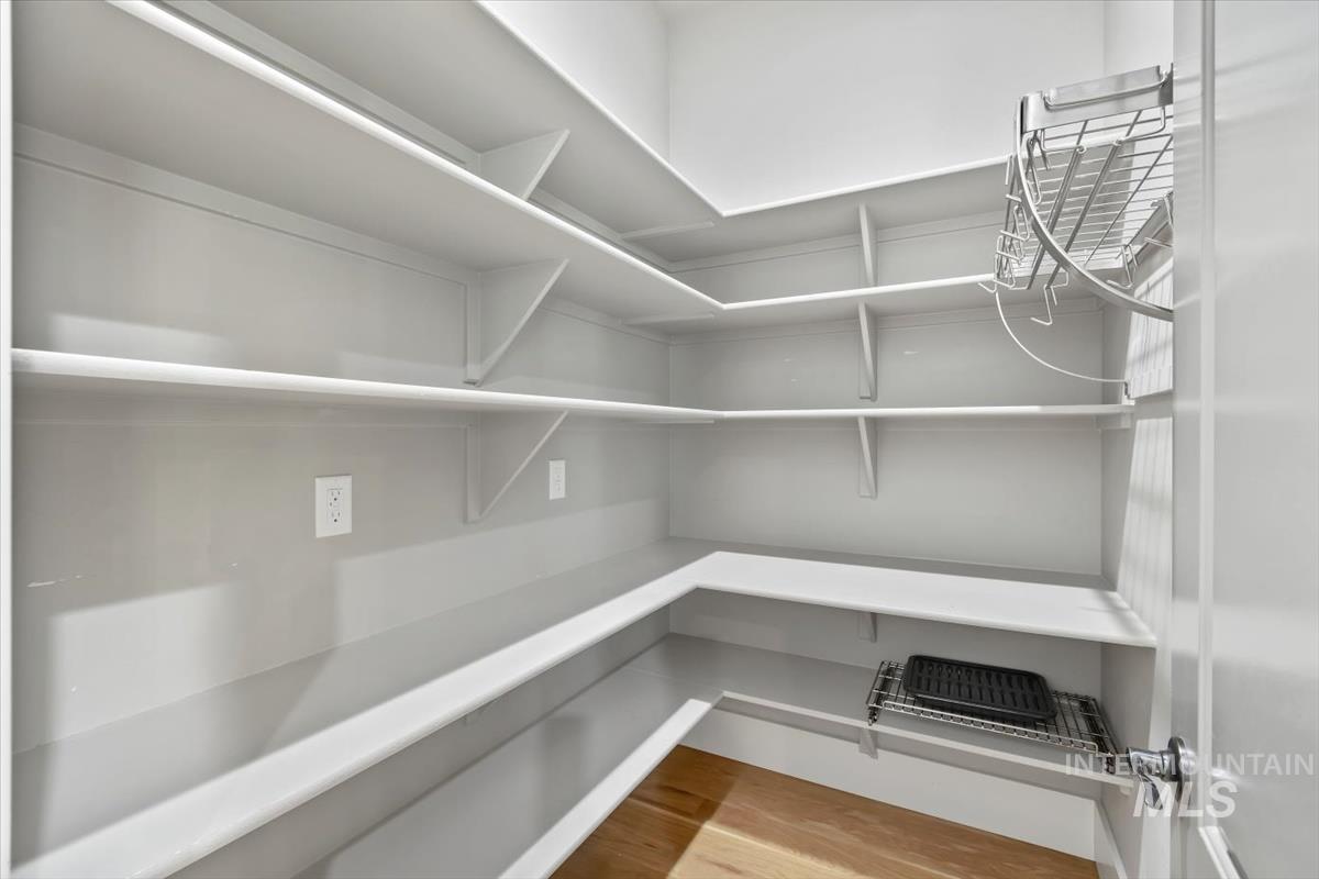 9852 W Golden Rain St Property Photo 17