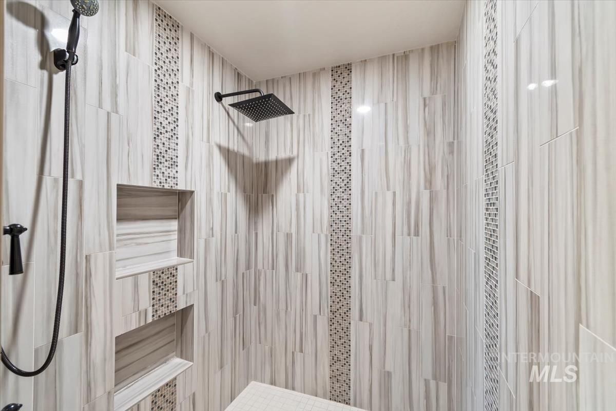 9852 W Golden Rain St Property Photo 23