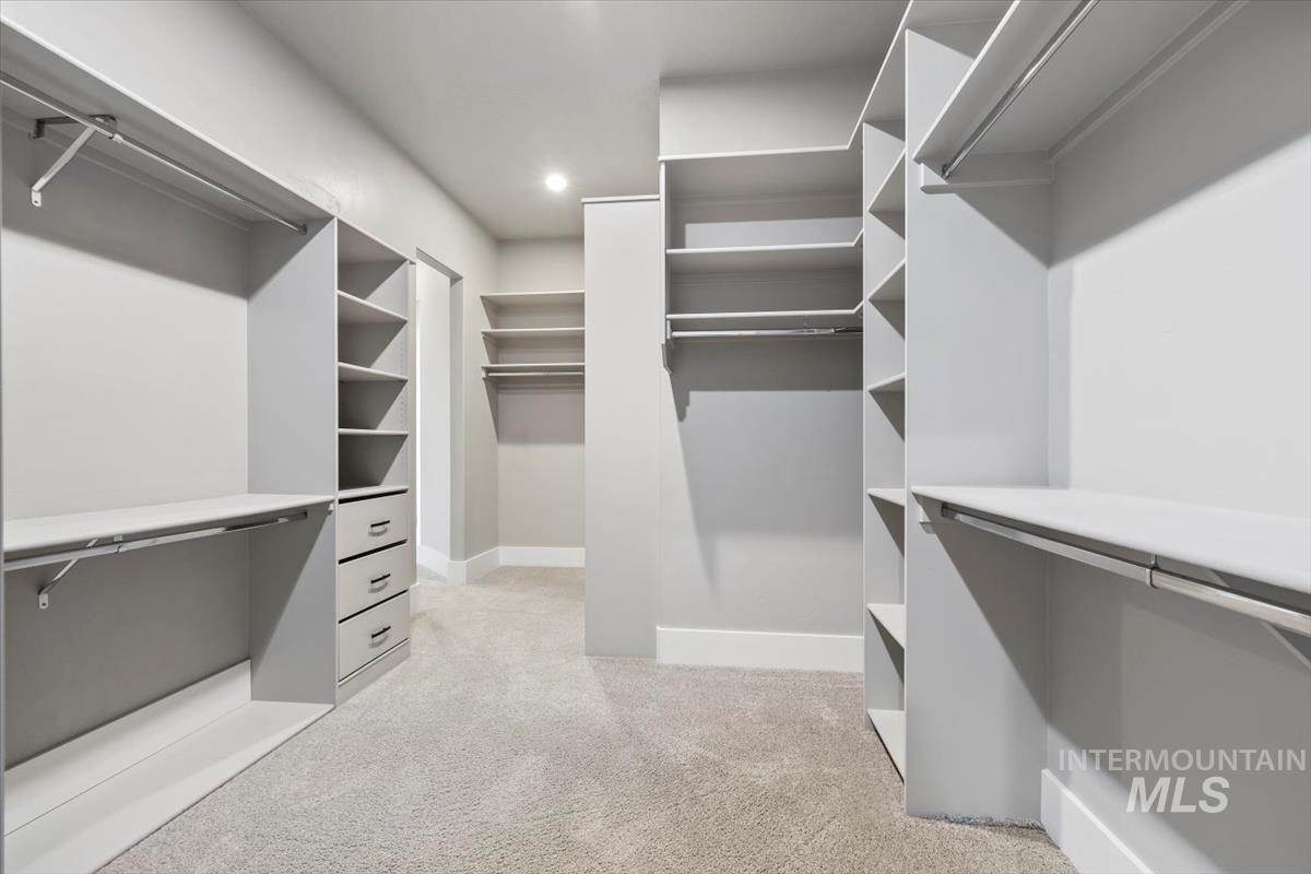 9852 W Golden Rain St Property Photo 25