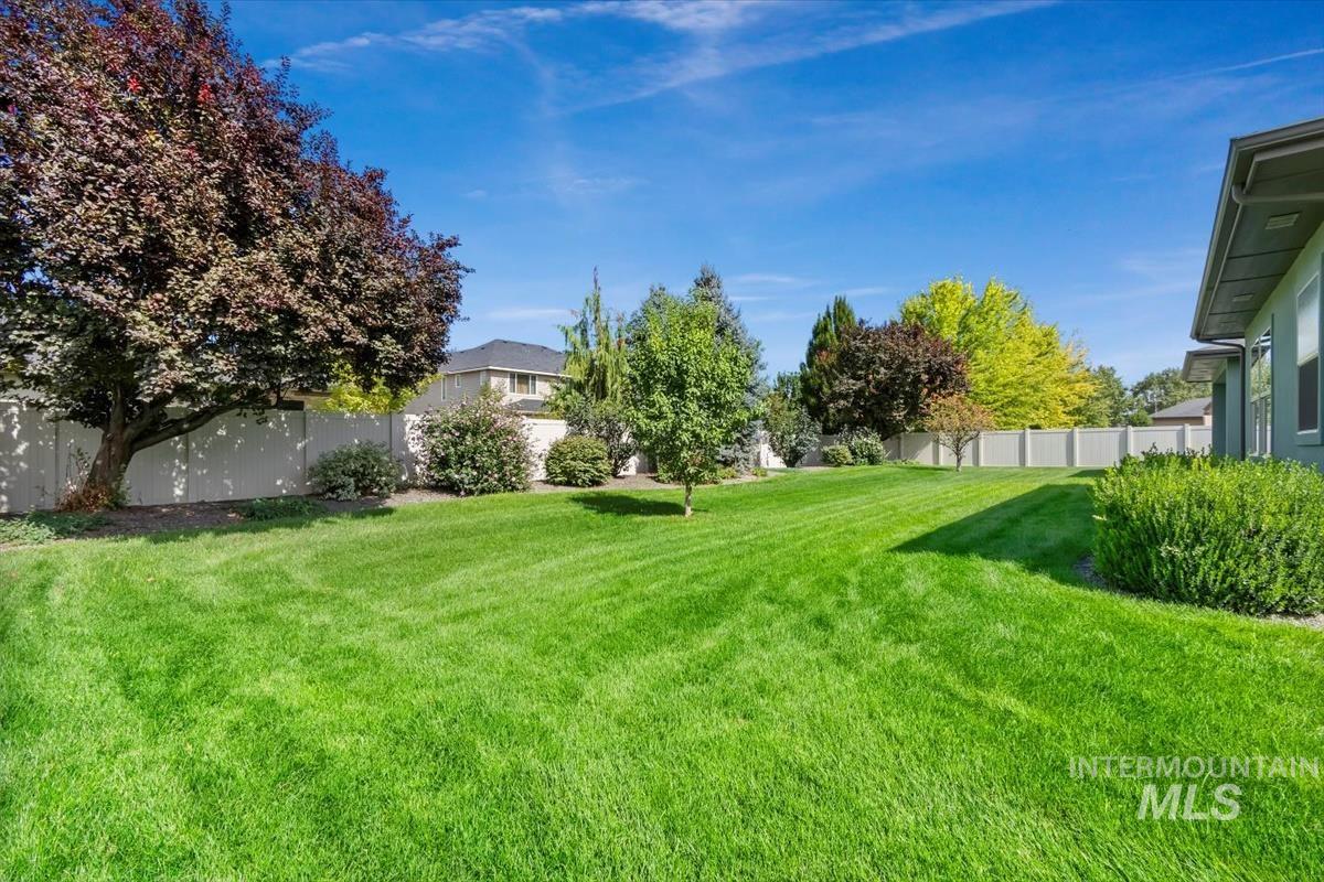 9852 W Golden Rain St Property Photo 35