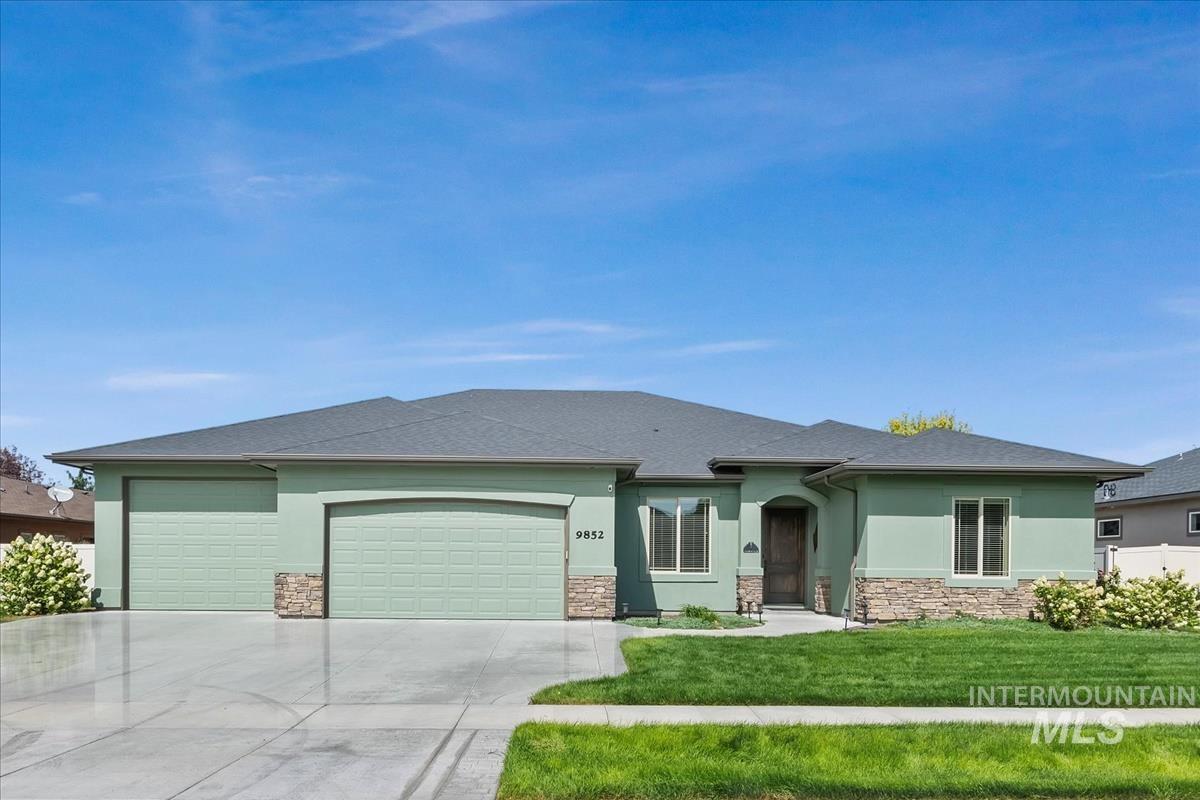 9852 W Golden Rain St Property Photo 36