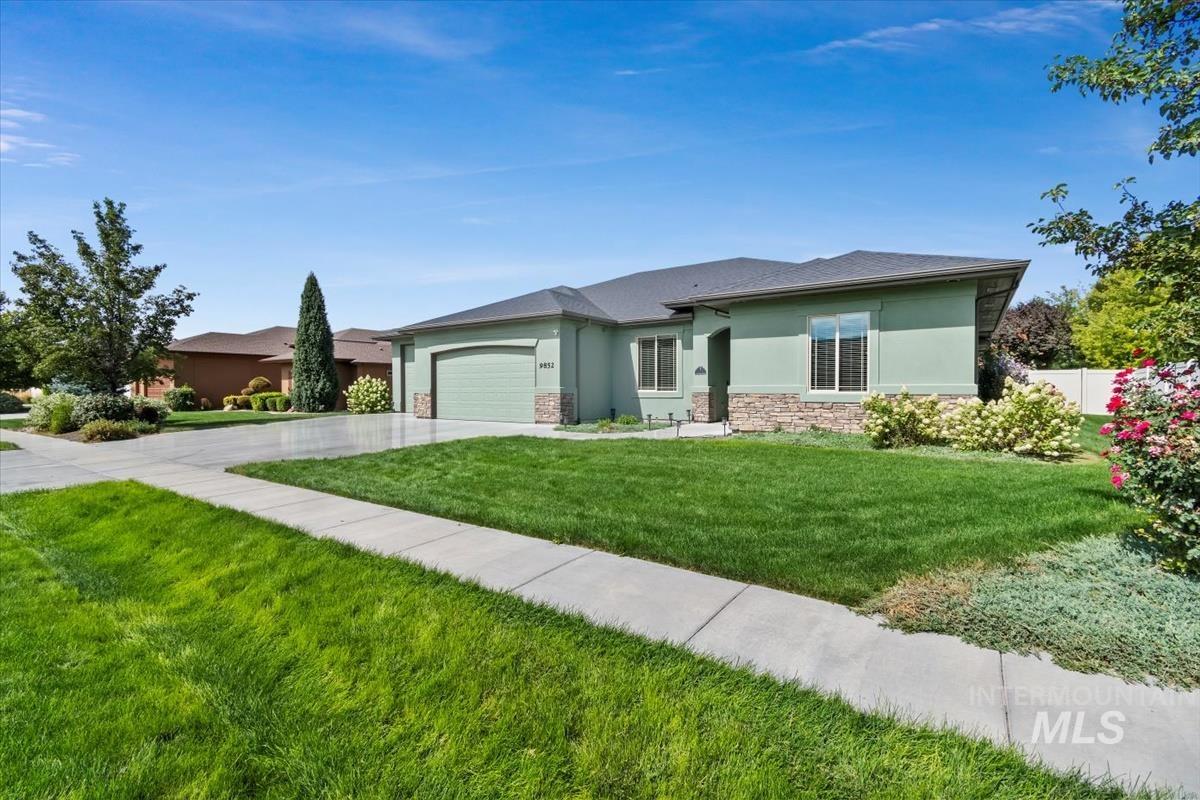 9852 W Golden Rain St Property Photo 37