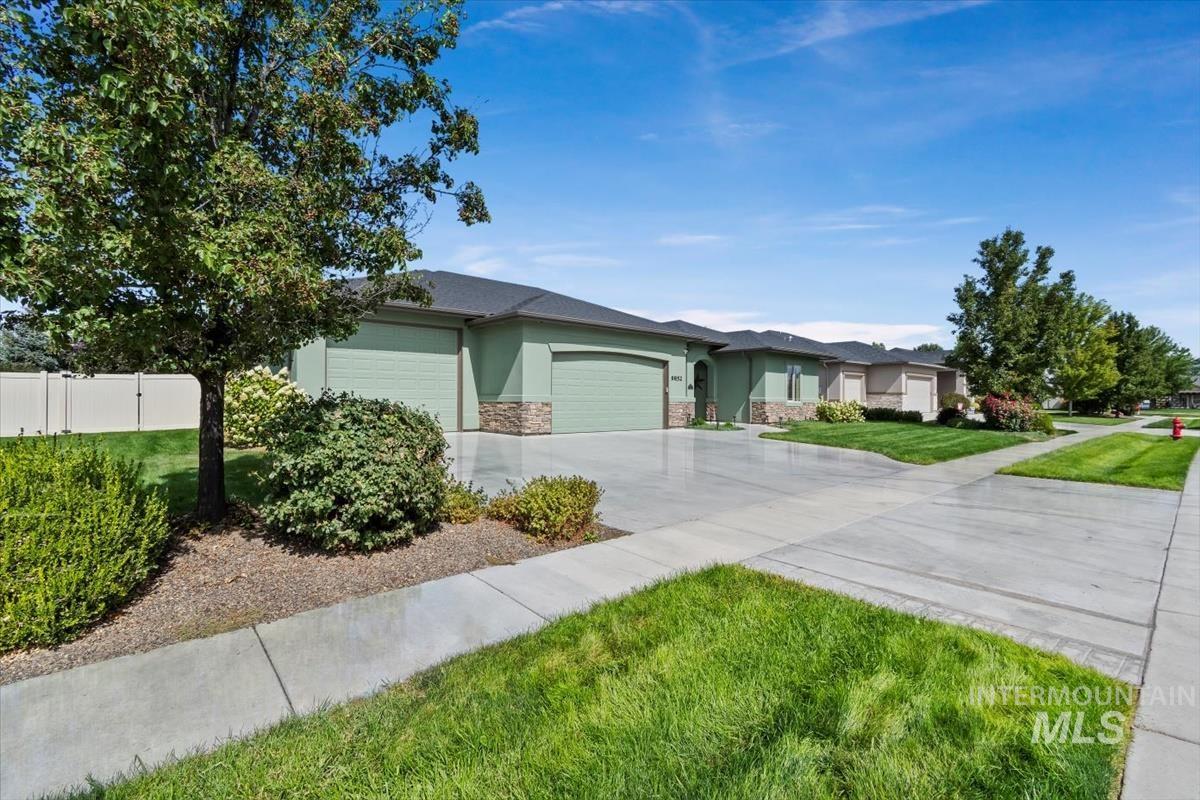 9852 W Golden Rain St Property Photo 38