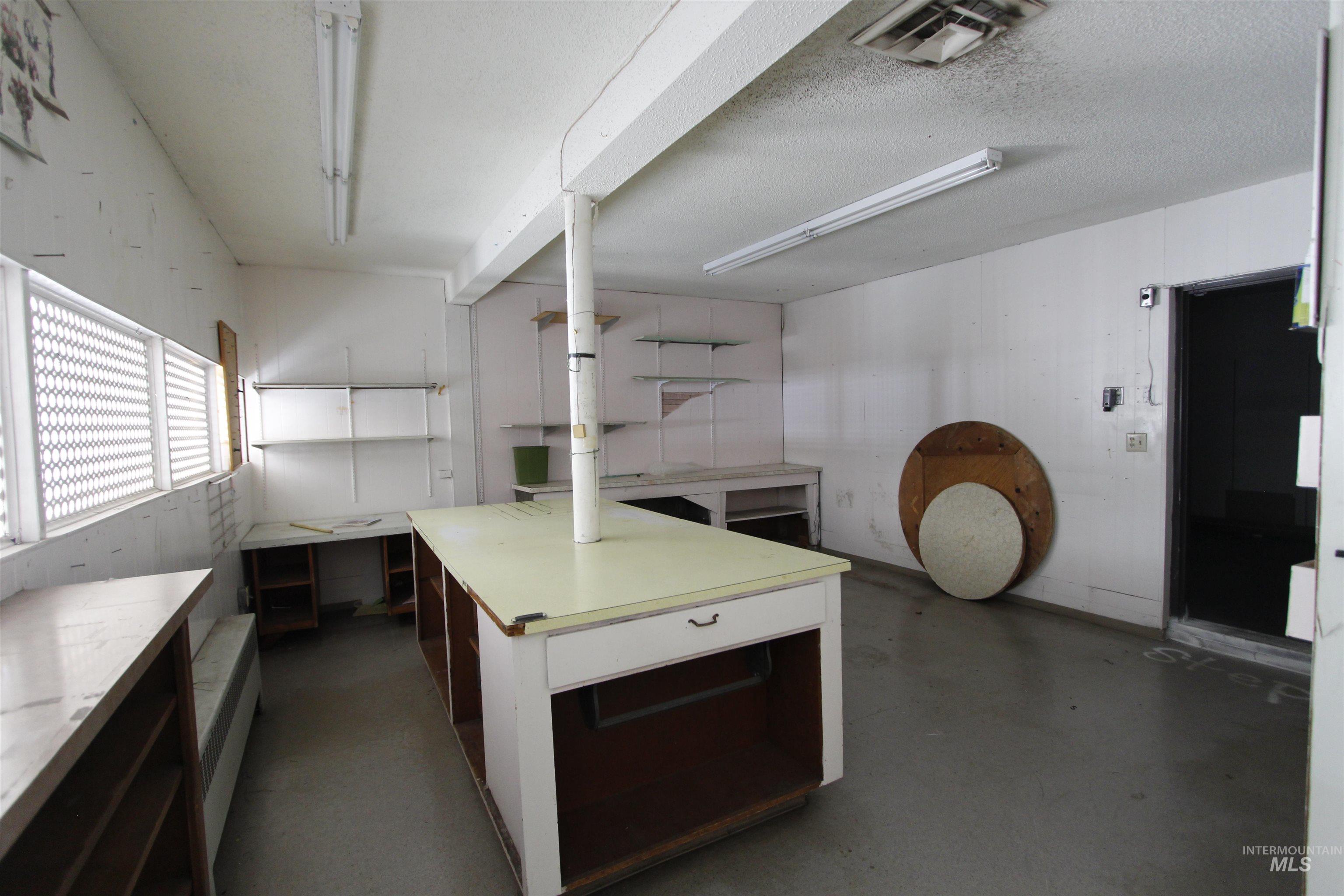 1246 & 1252 Chestnut St Property Photo 12