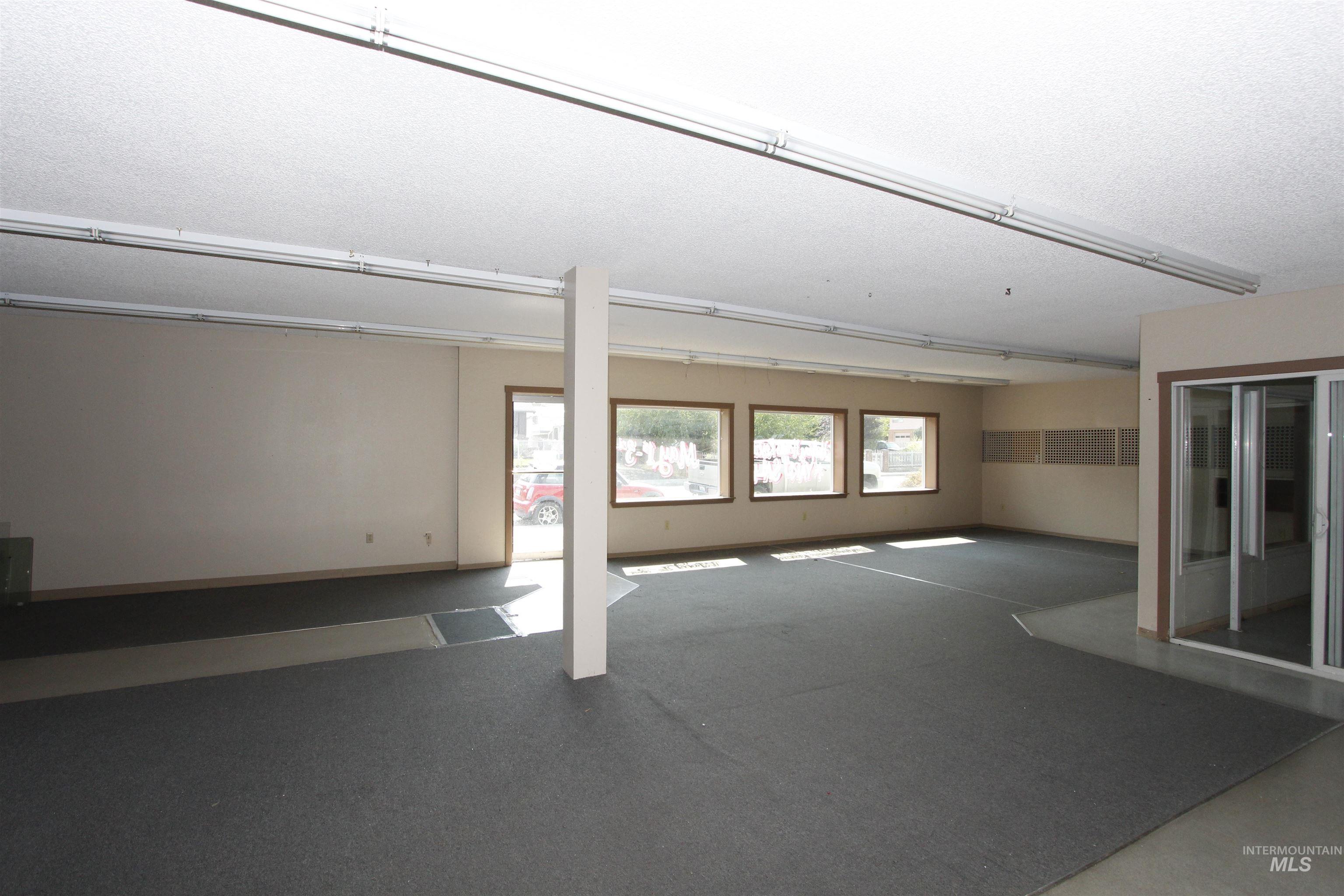 1246 & 1252 Chestnut St Property Photo 14