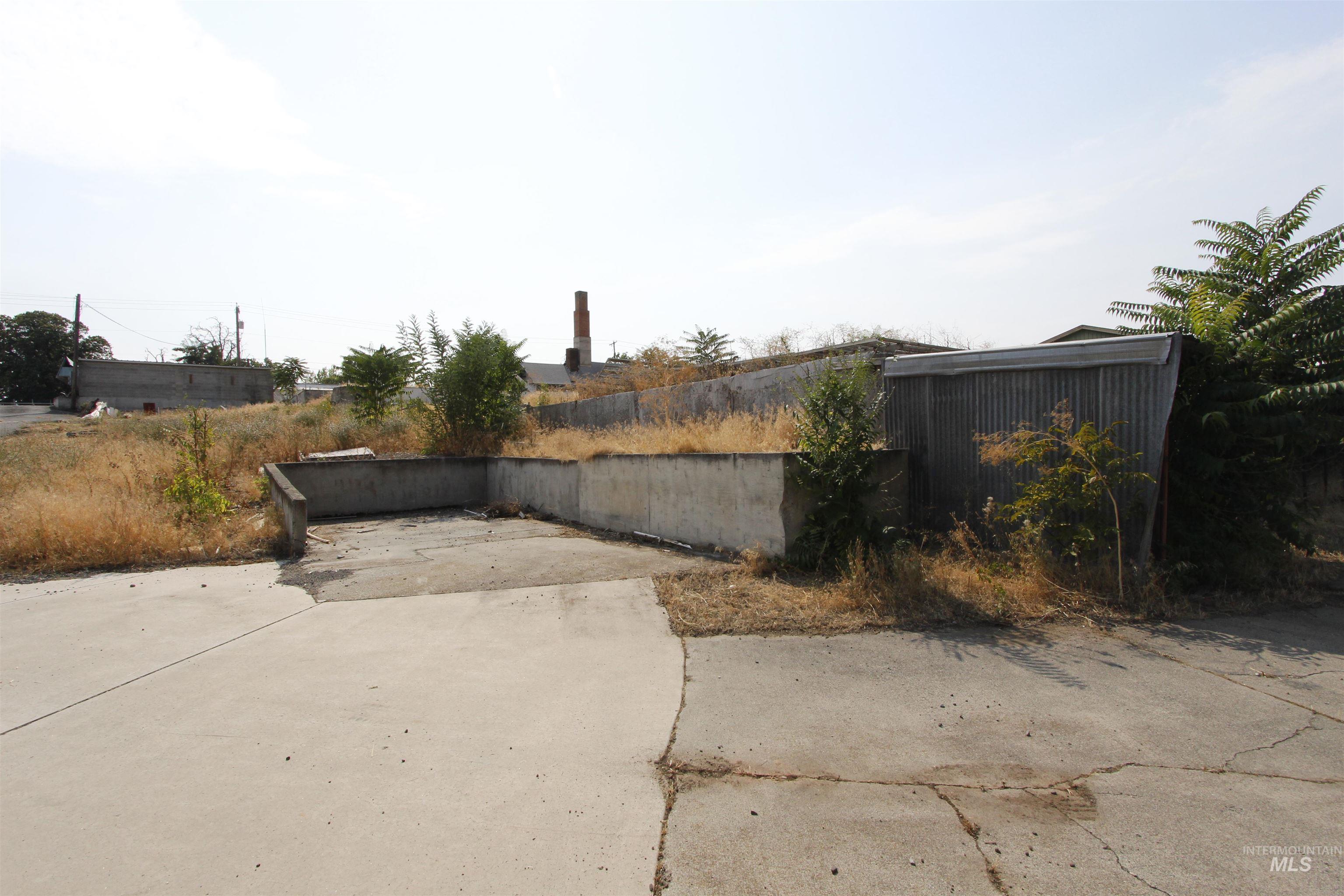 1246 & 1252 Chestnut St Property Photo 22