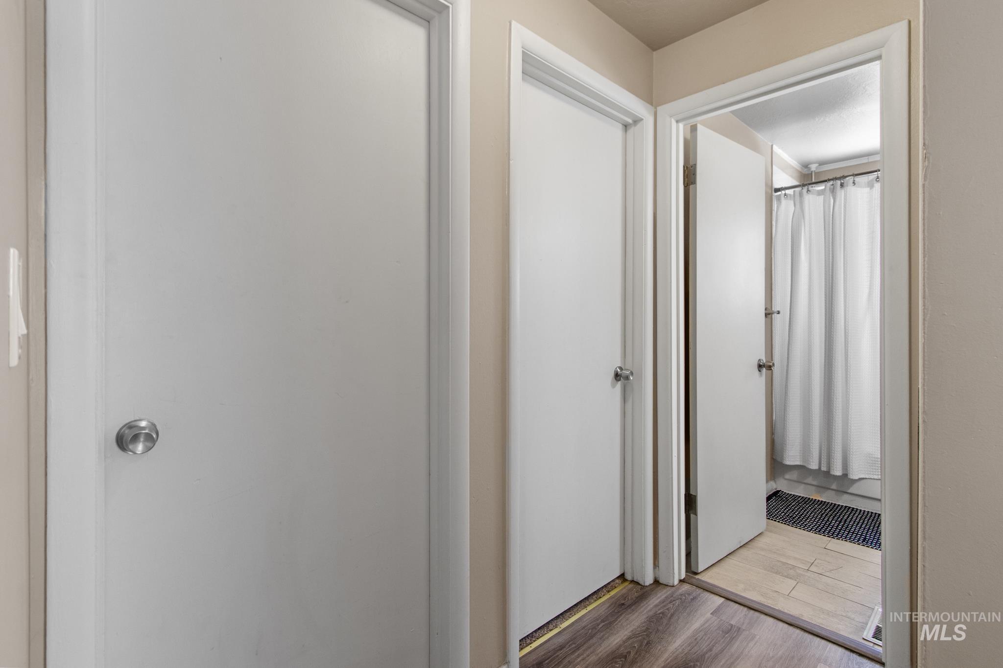 1213-1215 S Colorado Ave Property Photo 14