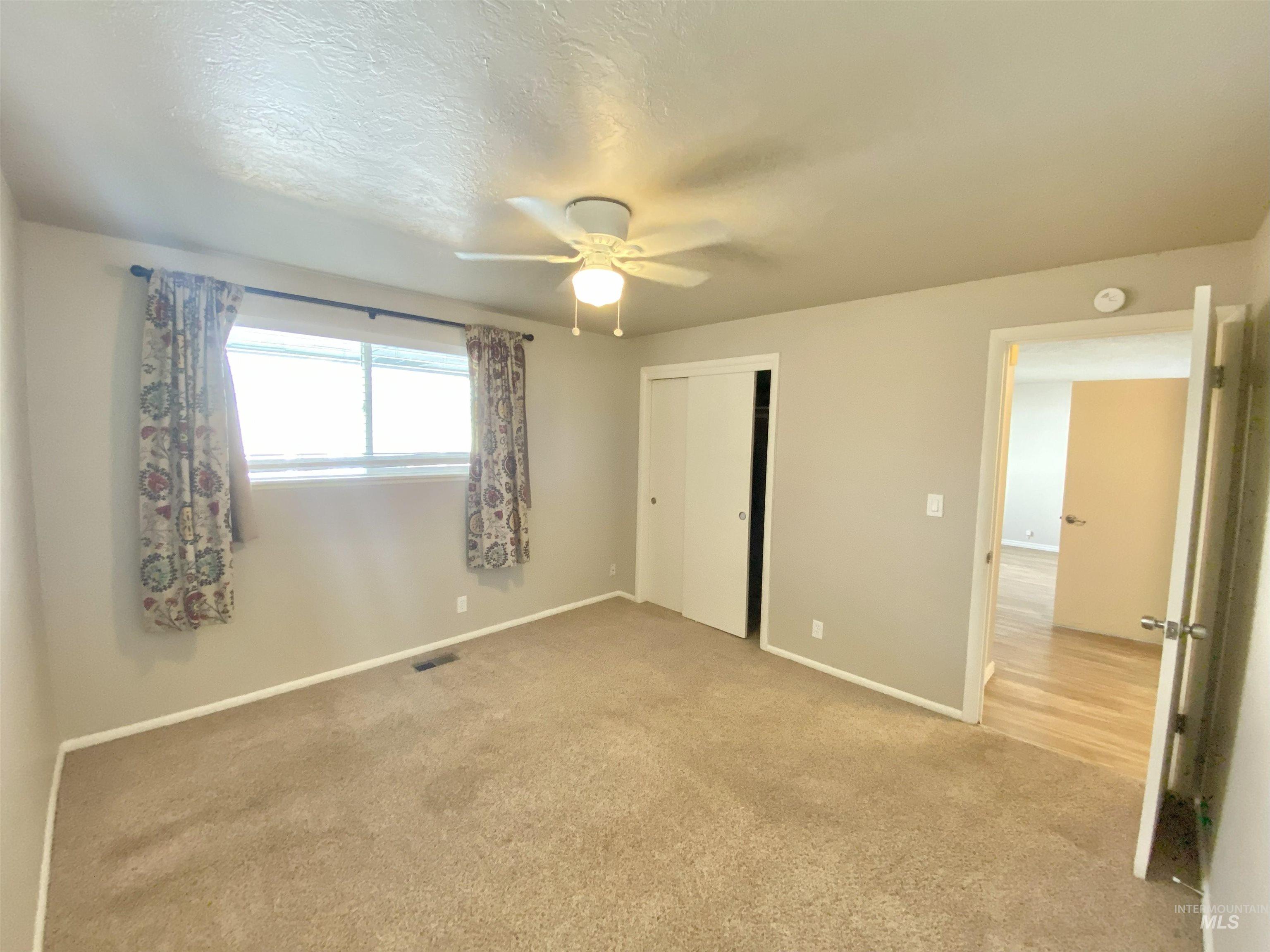 1213-1215 S Colorado Ave Property Photo 17