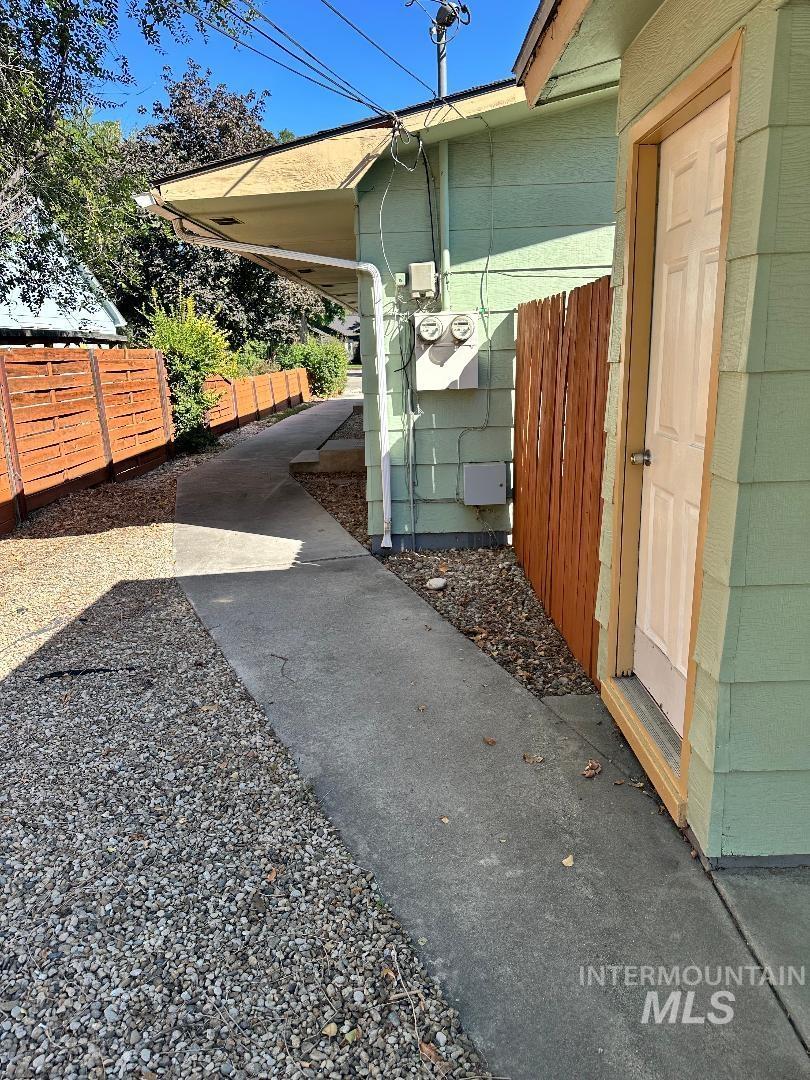 1213-1215 S Colorado Ave Property Photo 25