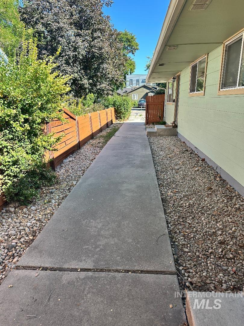 1213-1215 S Colorado Ave Property Photo 26