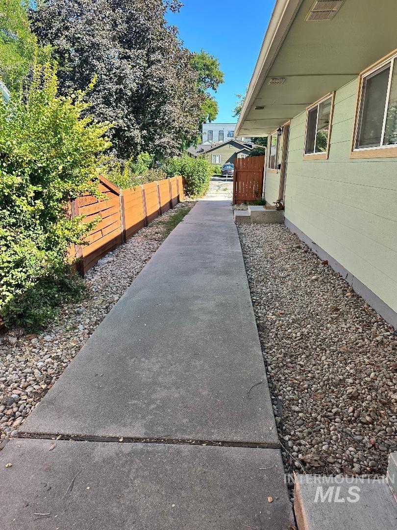 1213-1215 S Colorado Ave Property Photo 27