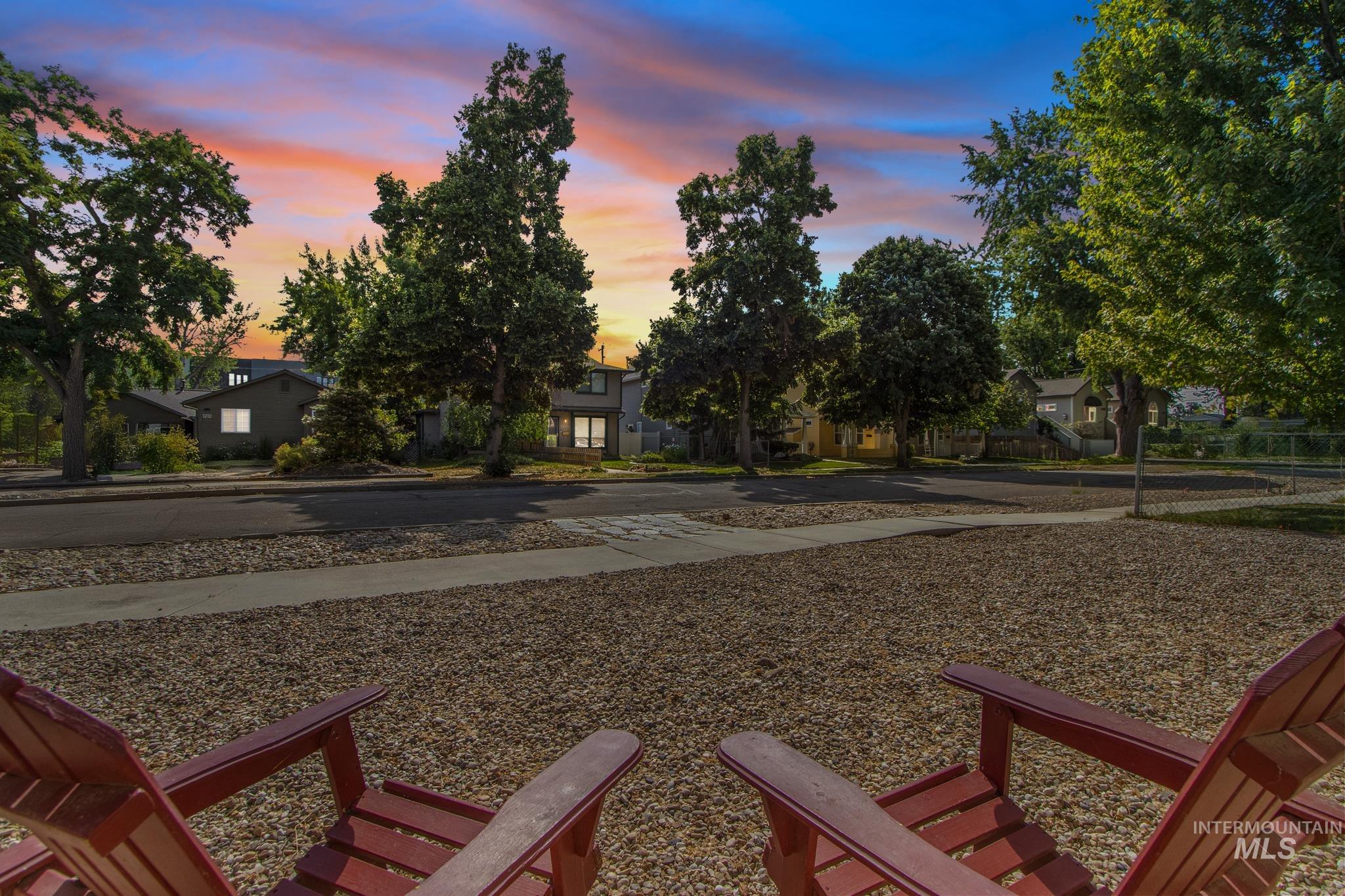 1213-1215 S Colorado Ave Property Photo 31