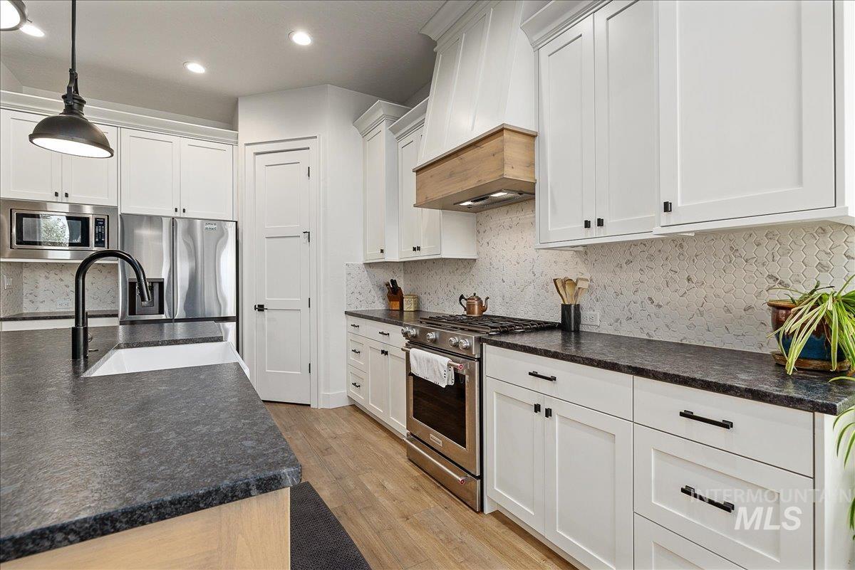 24301 Wanda Way Property Photo 19