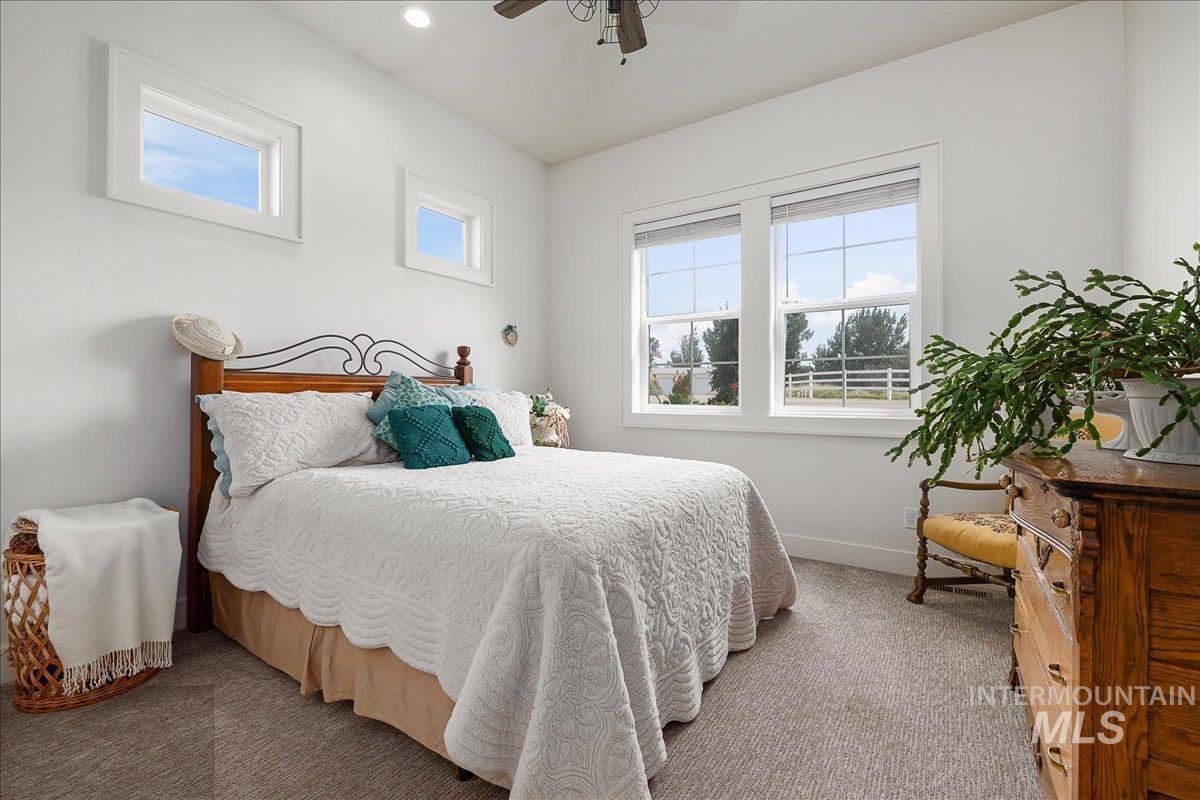 24301 Wanda Way Property Photo 27