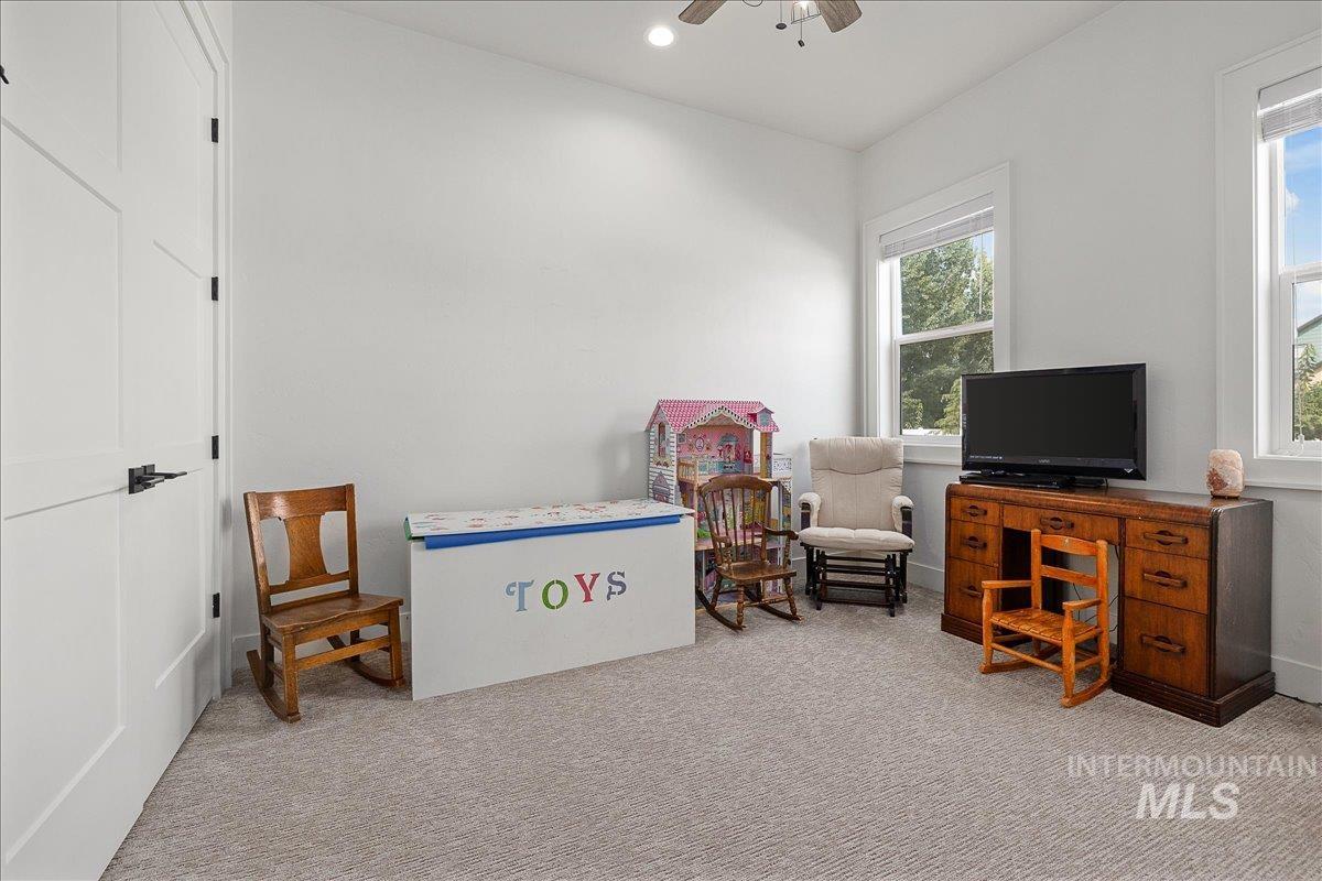 24301 Wanda Way Property Photo 29