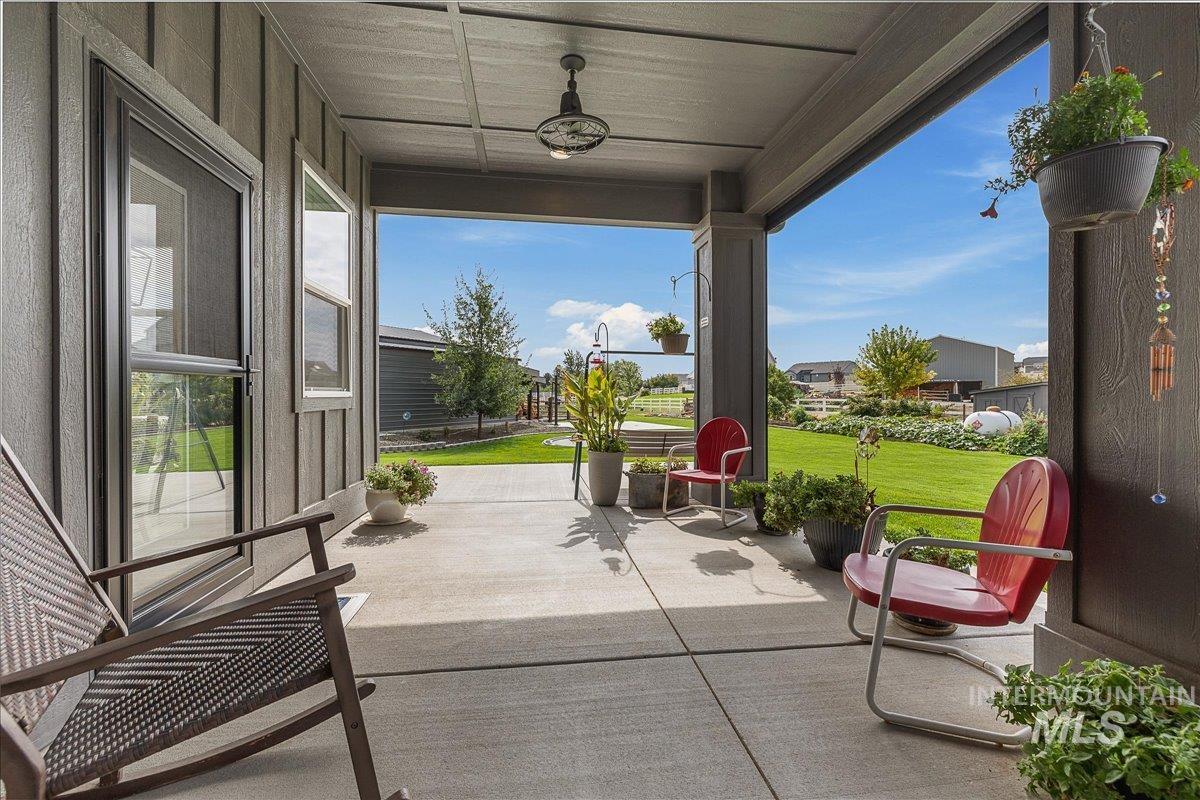 24301 Wanda Way Property Photo 35