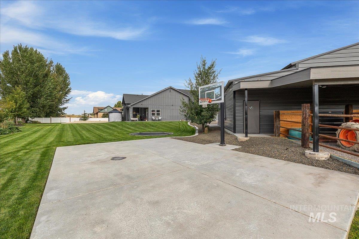 24301 Wanda Way Property Photo 43