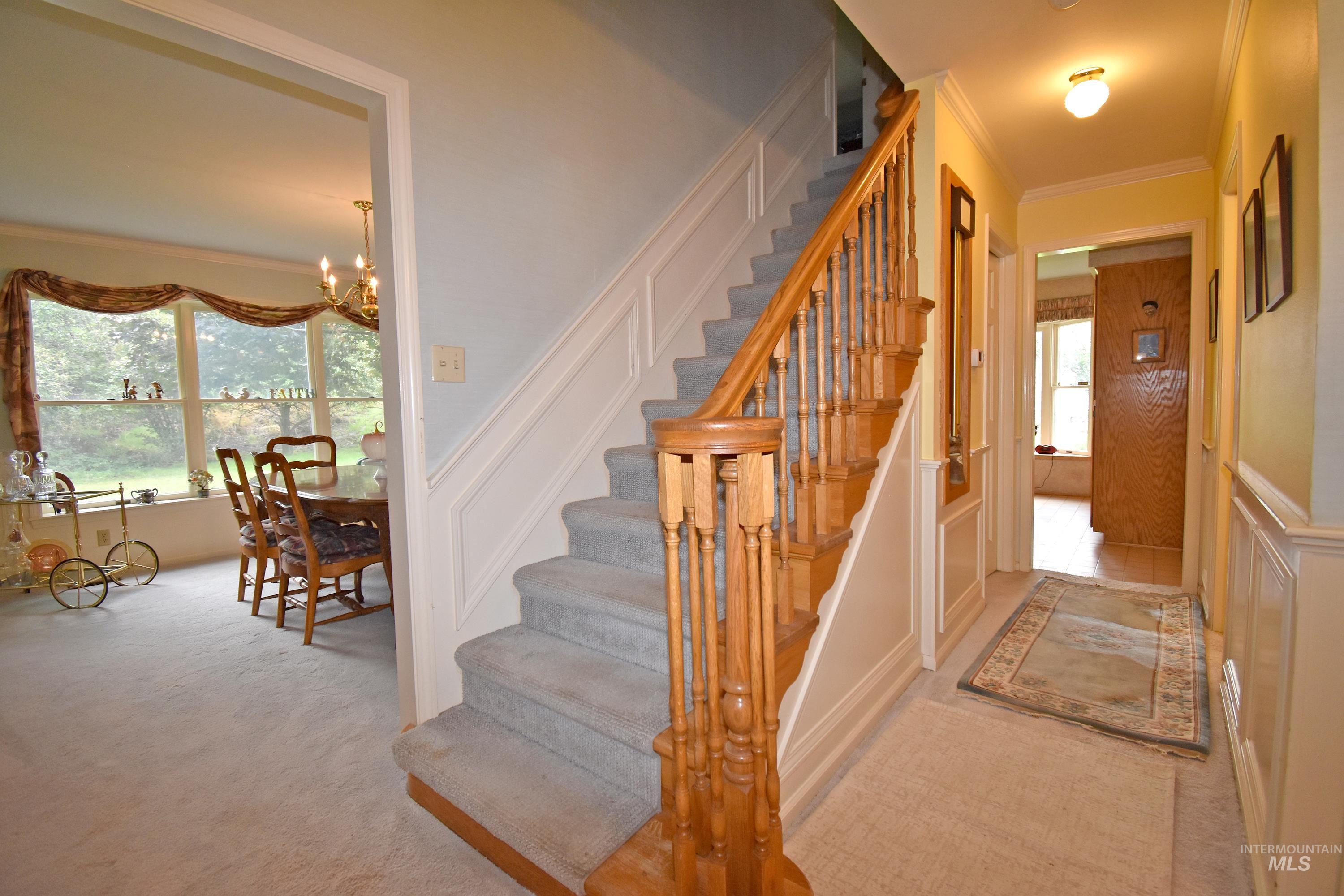 531 Silcott Road Property Photo 17