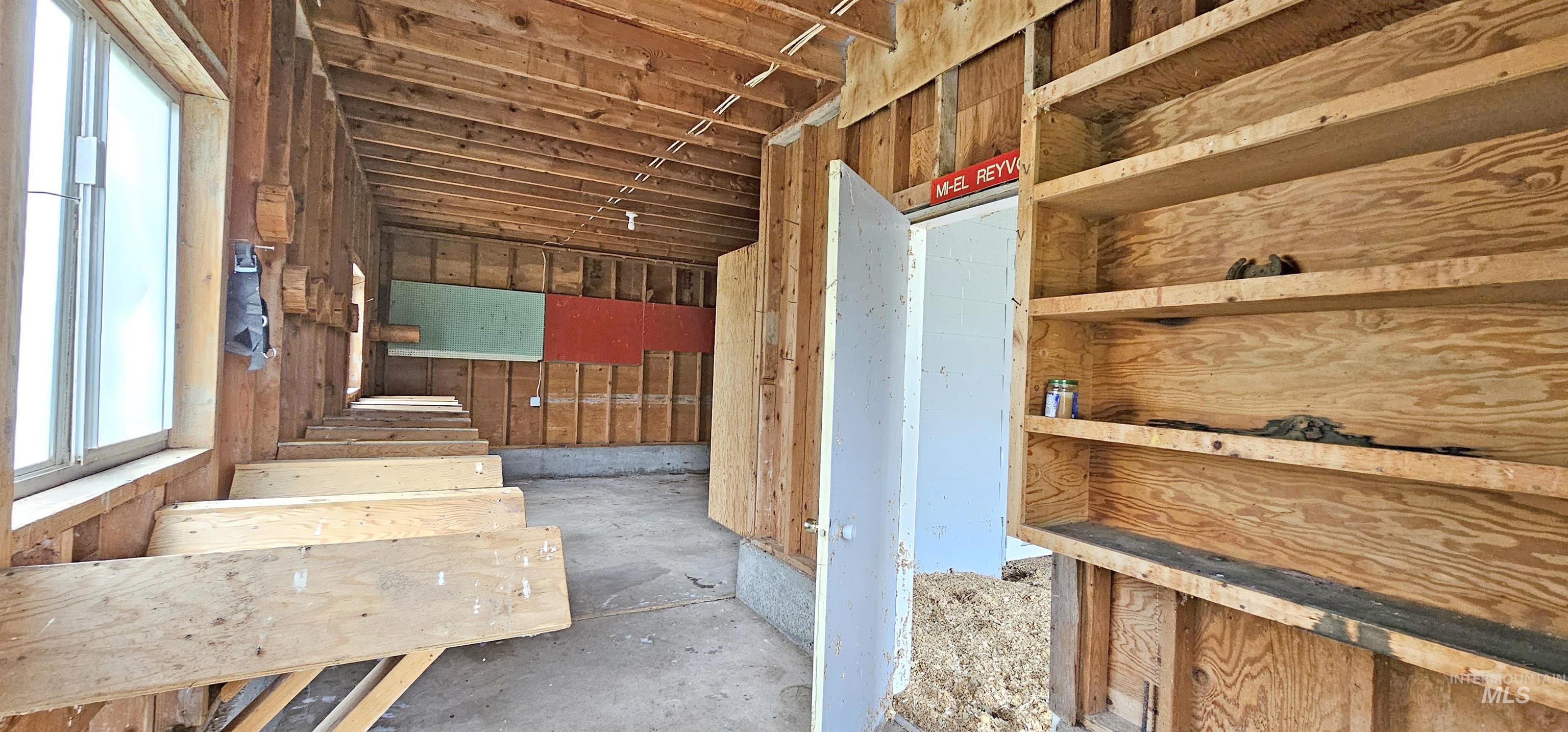 531 Silcott Road Property Photo 36