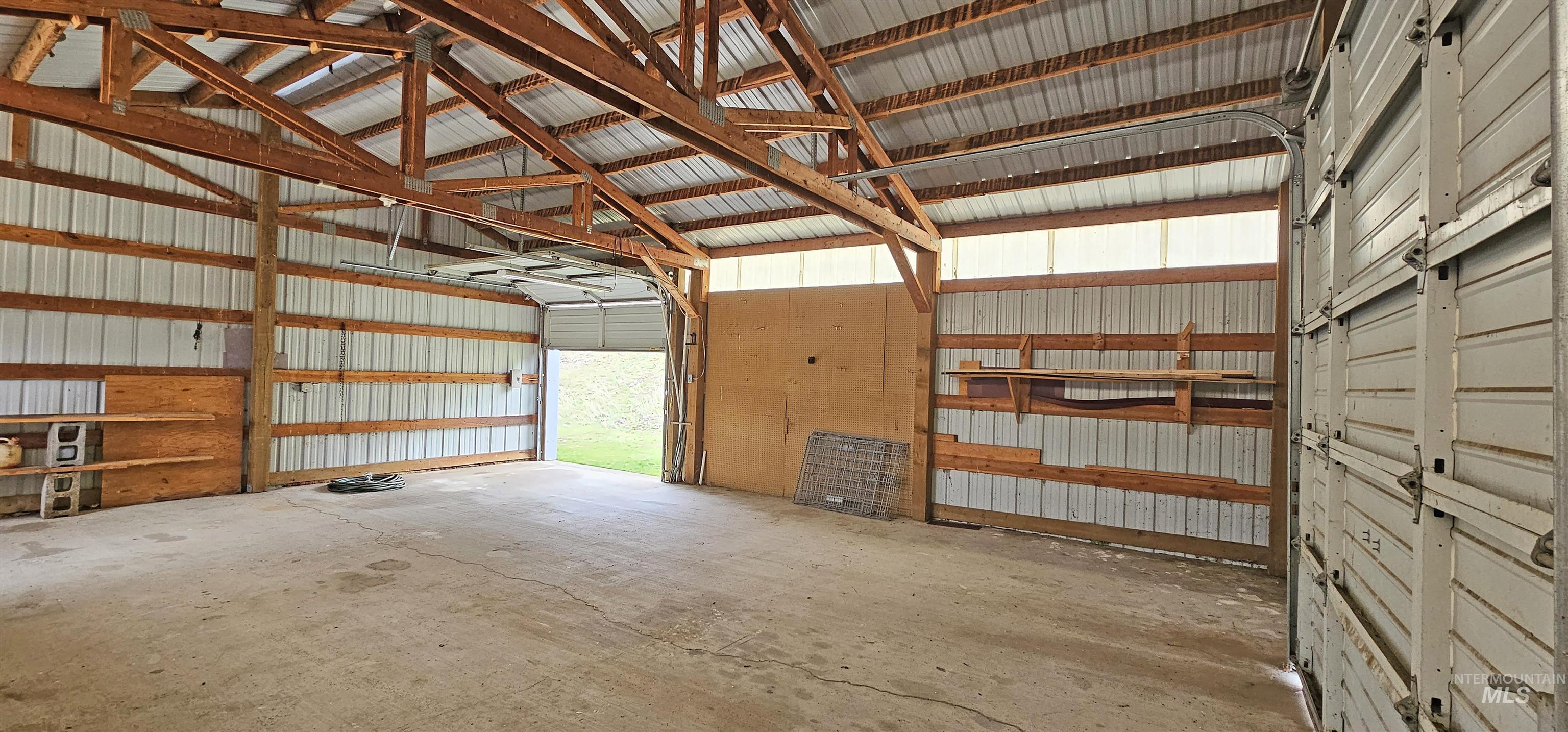 531 Silcott Road Property Photo 38