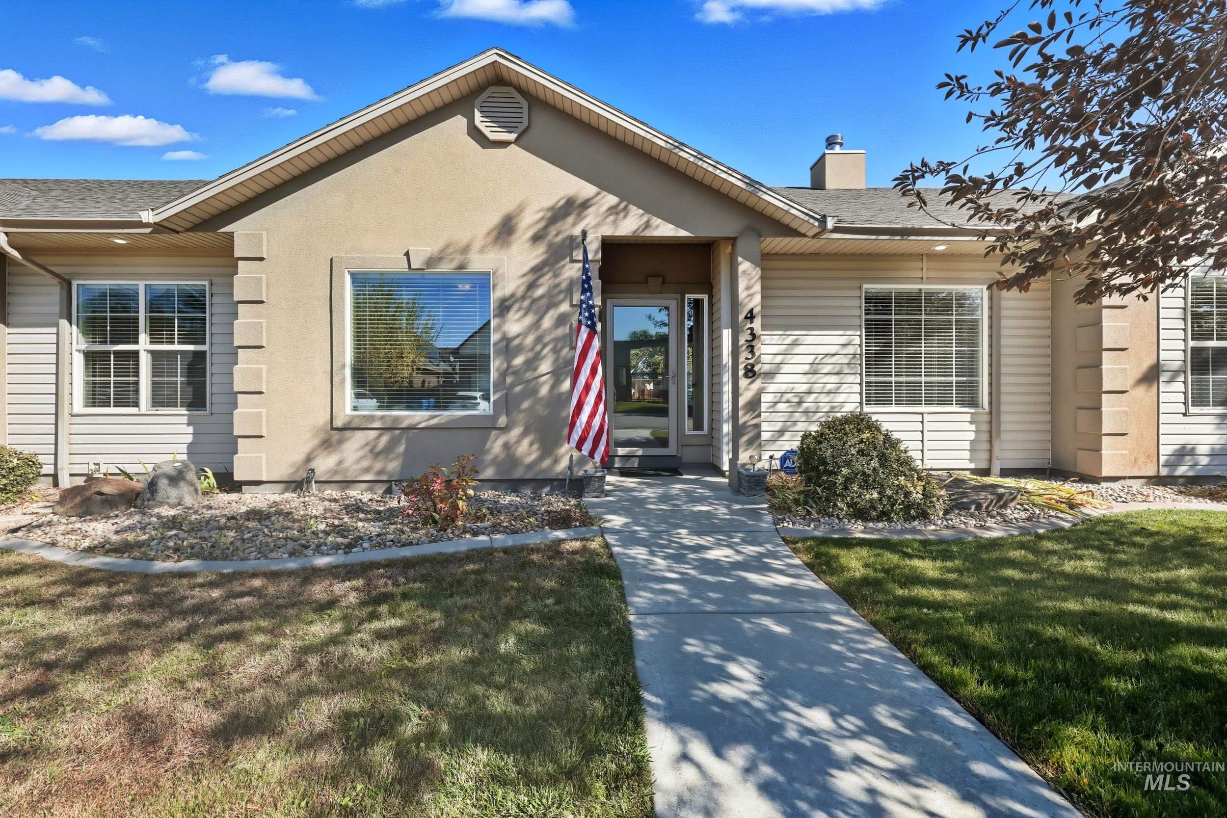 4338 S Choctaw Way Property Photo 2