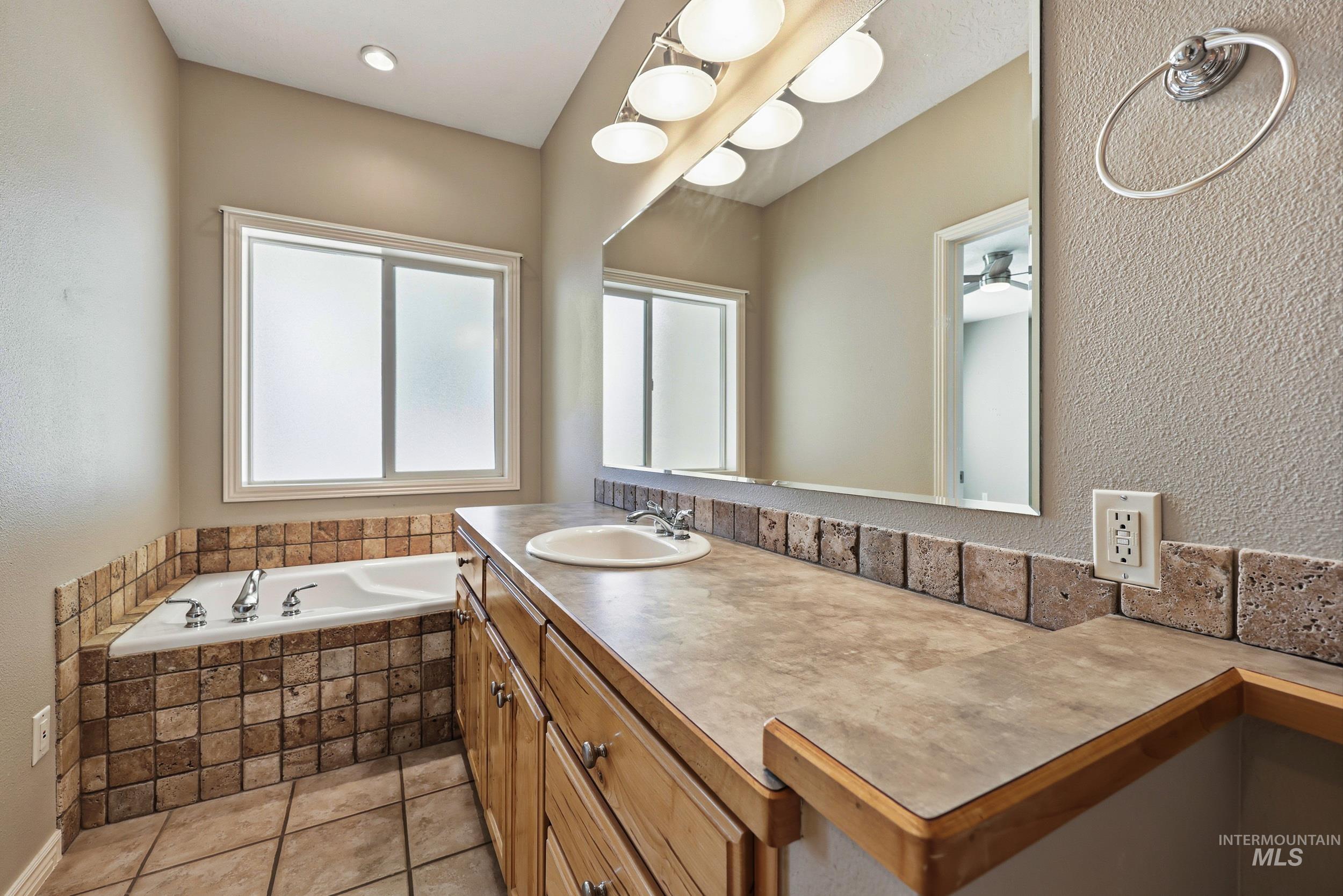 4338 S Choctaw Way Property Photo 14