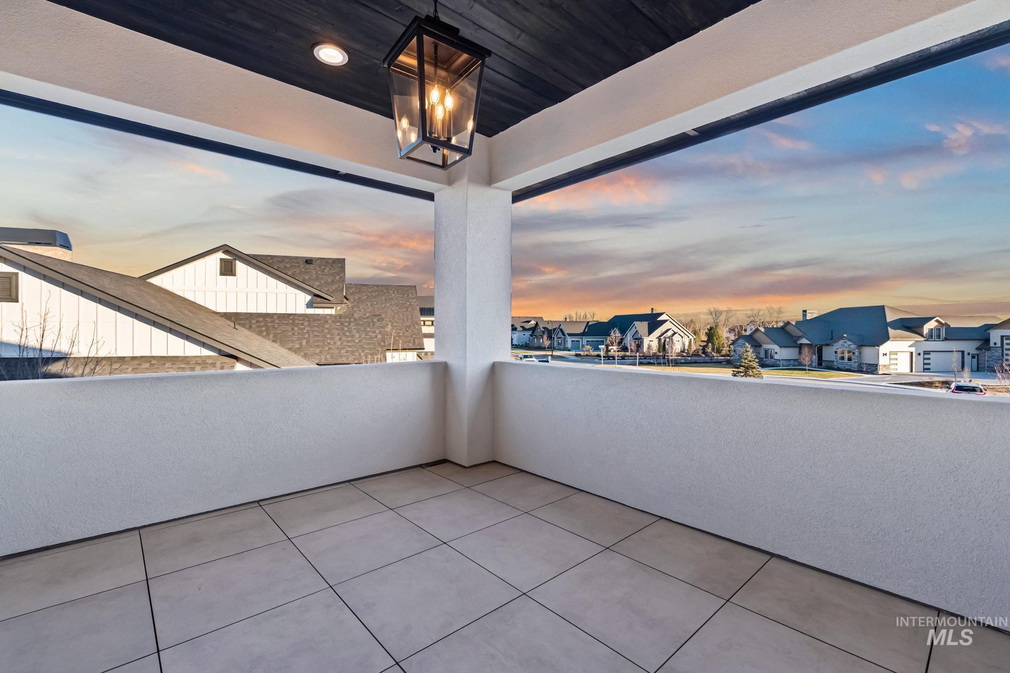 6362 Salmon Falls Ln Property Photo 29