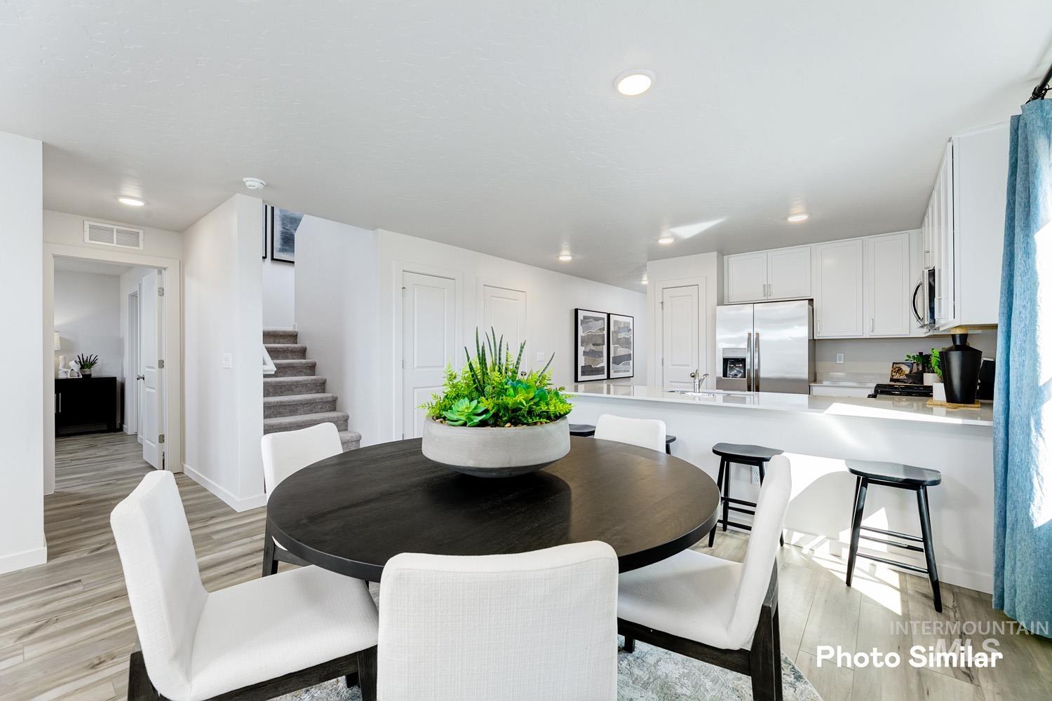 2468 W Pollinator Dr Property Photo 10