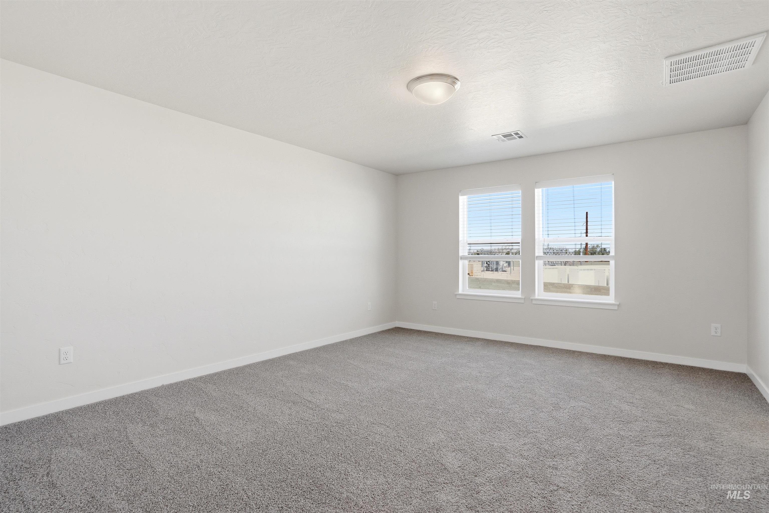 338 W Omphale St. Property Photo 14