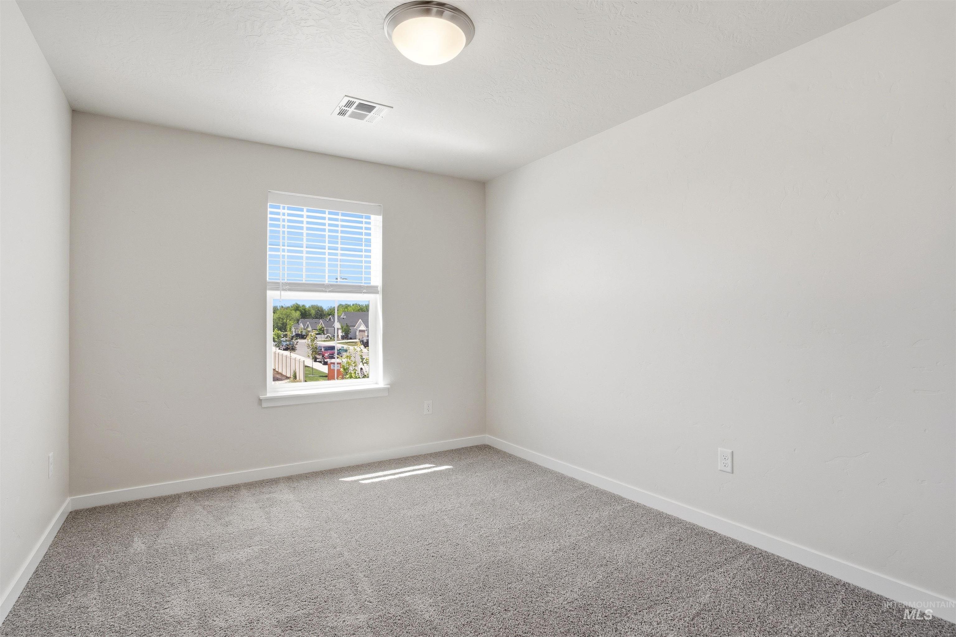 338 W Omphale St. Property Photo 19